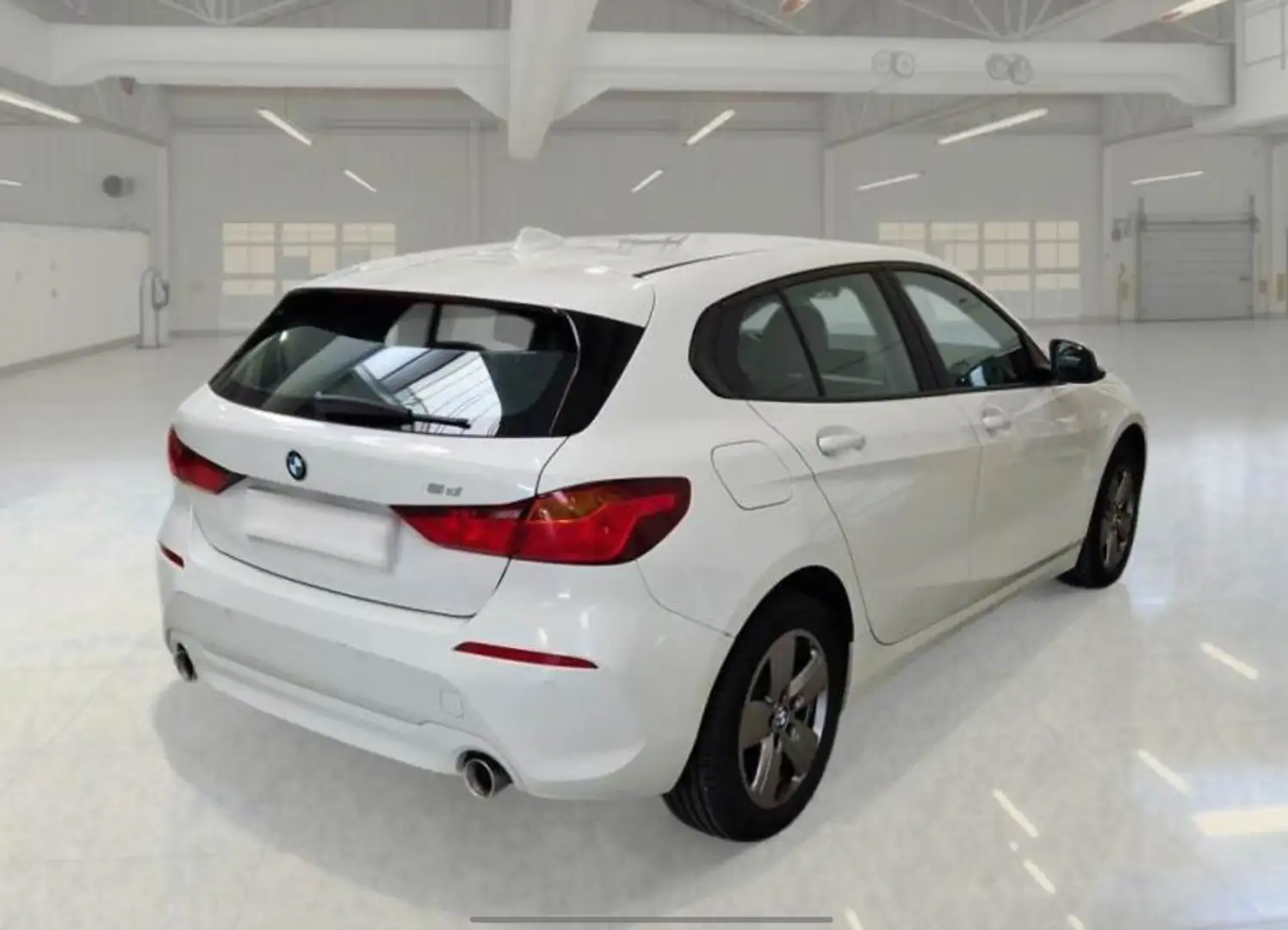BMW 118 118d Business Advantage auto Bianco - 2