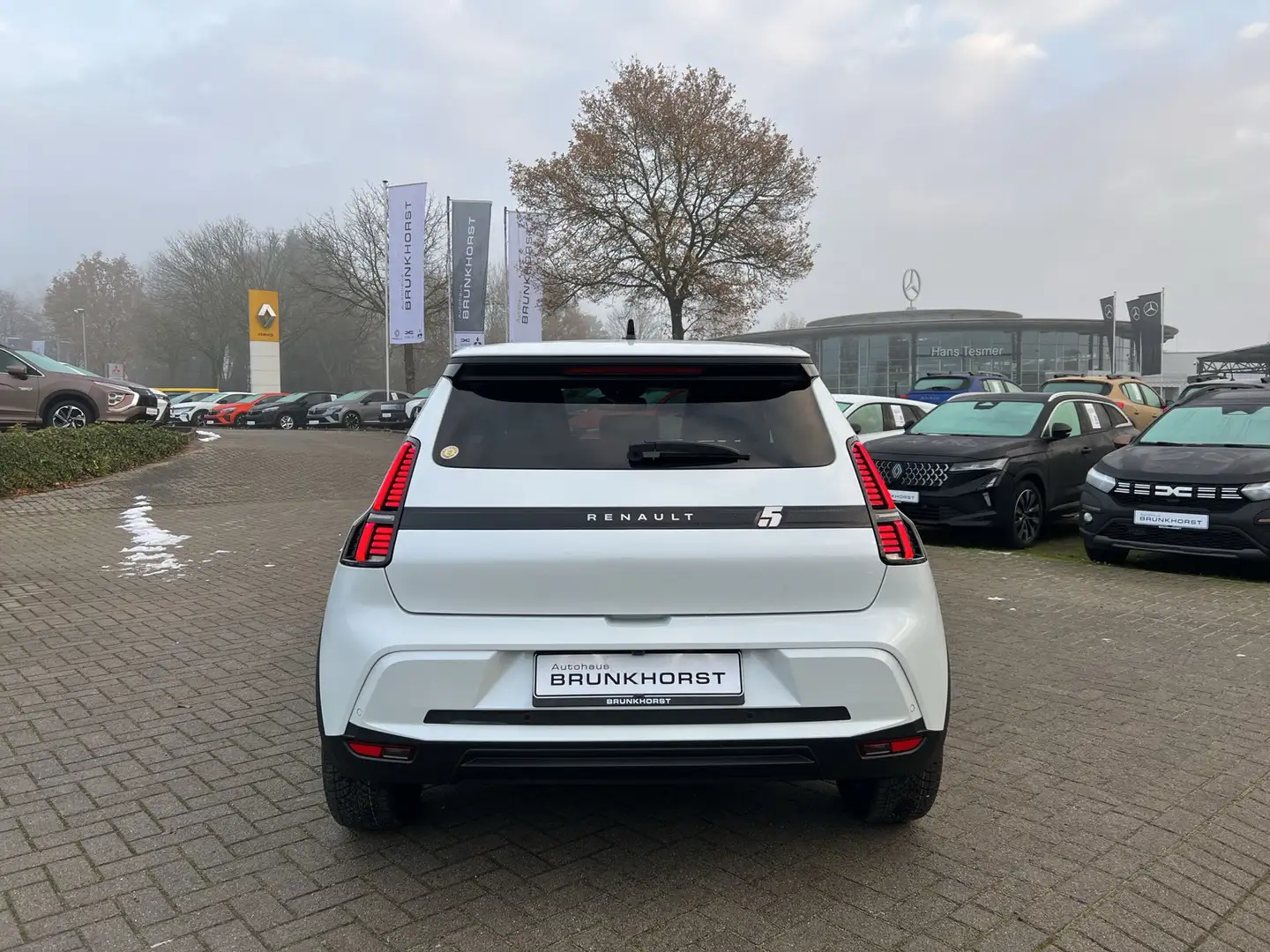 Renault R 5 Electric 120 Urban Range Techno CCS+SHZ+GJR Alb - 2