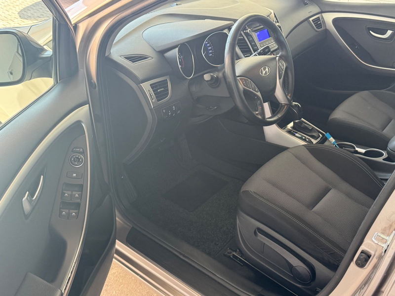 Hyundai i30 blue | 1. Hand | Automatik | BT Car Play — photo 9