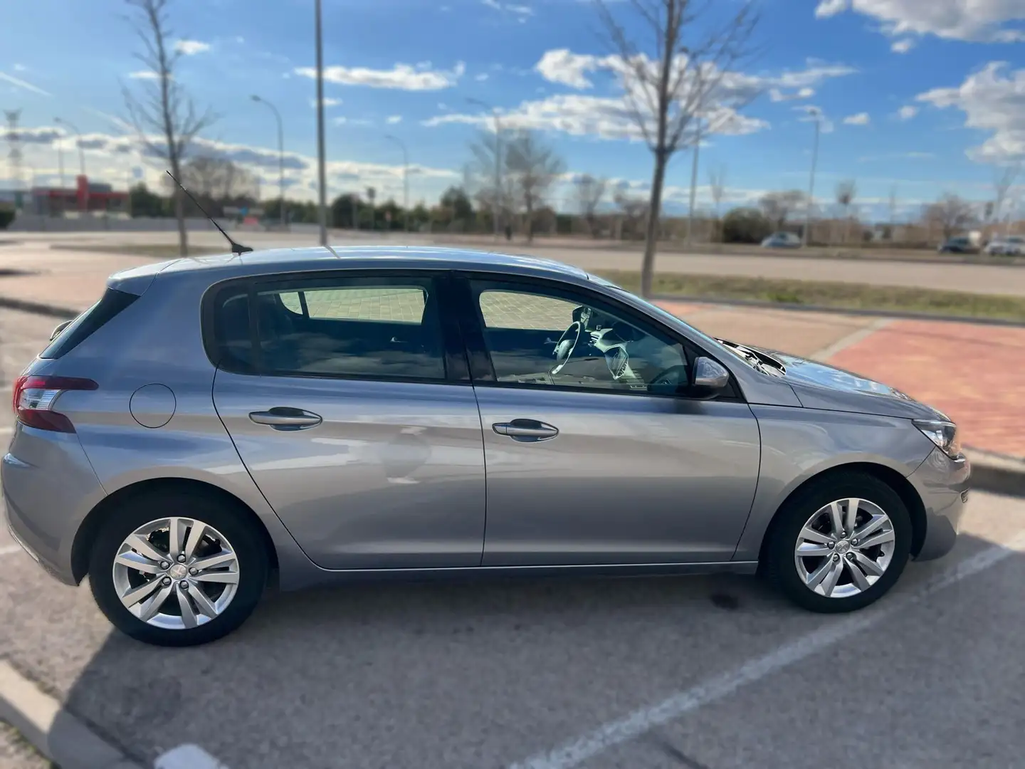 Peugeot 308 1.2 PureTech S&S Active 110 Gris - 2