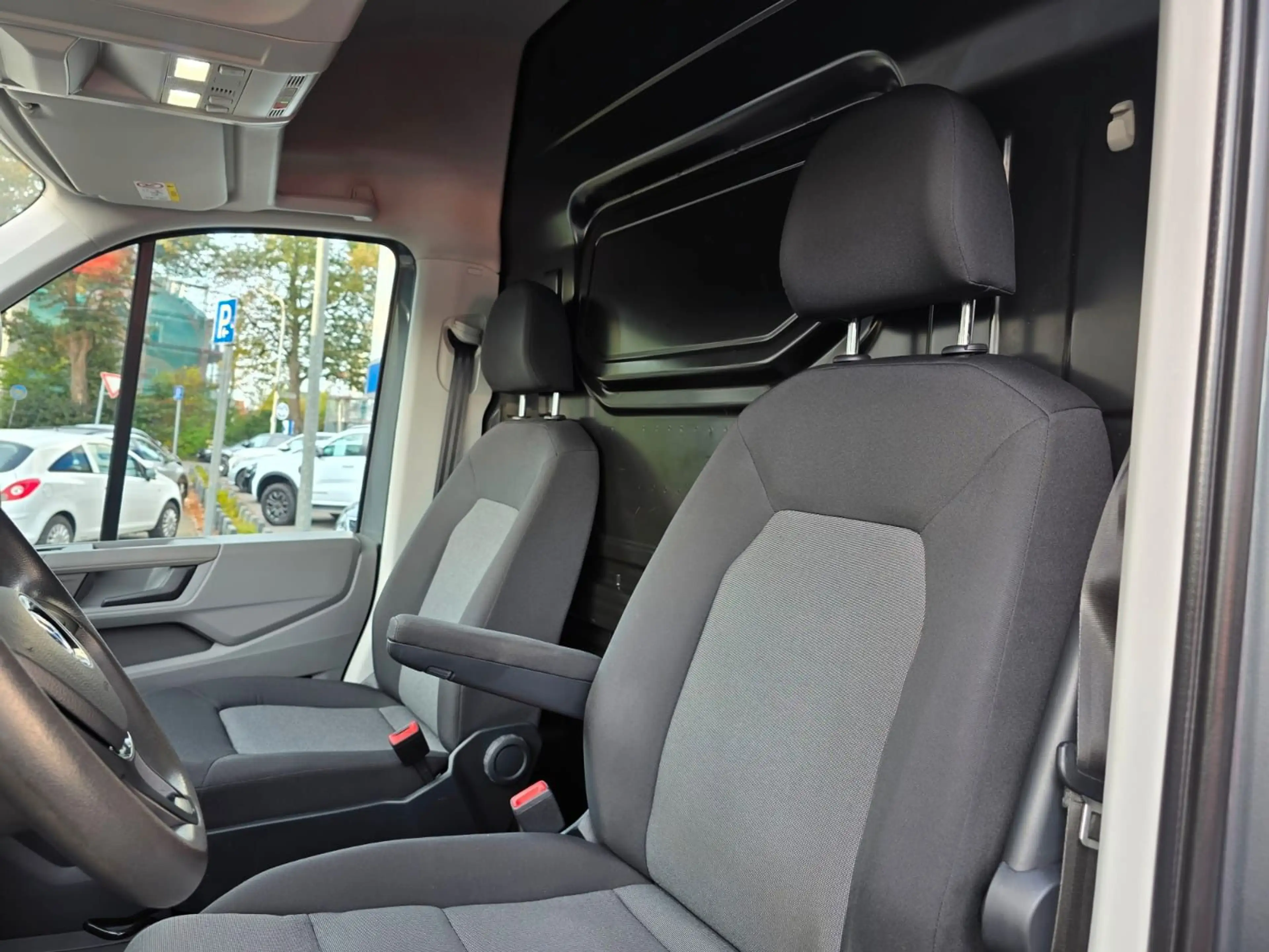 Volkswagen Crafter Kasten 35 mittellang FWD/AHK/RFK/KLIMA/ — photo 9