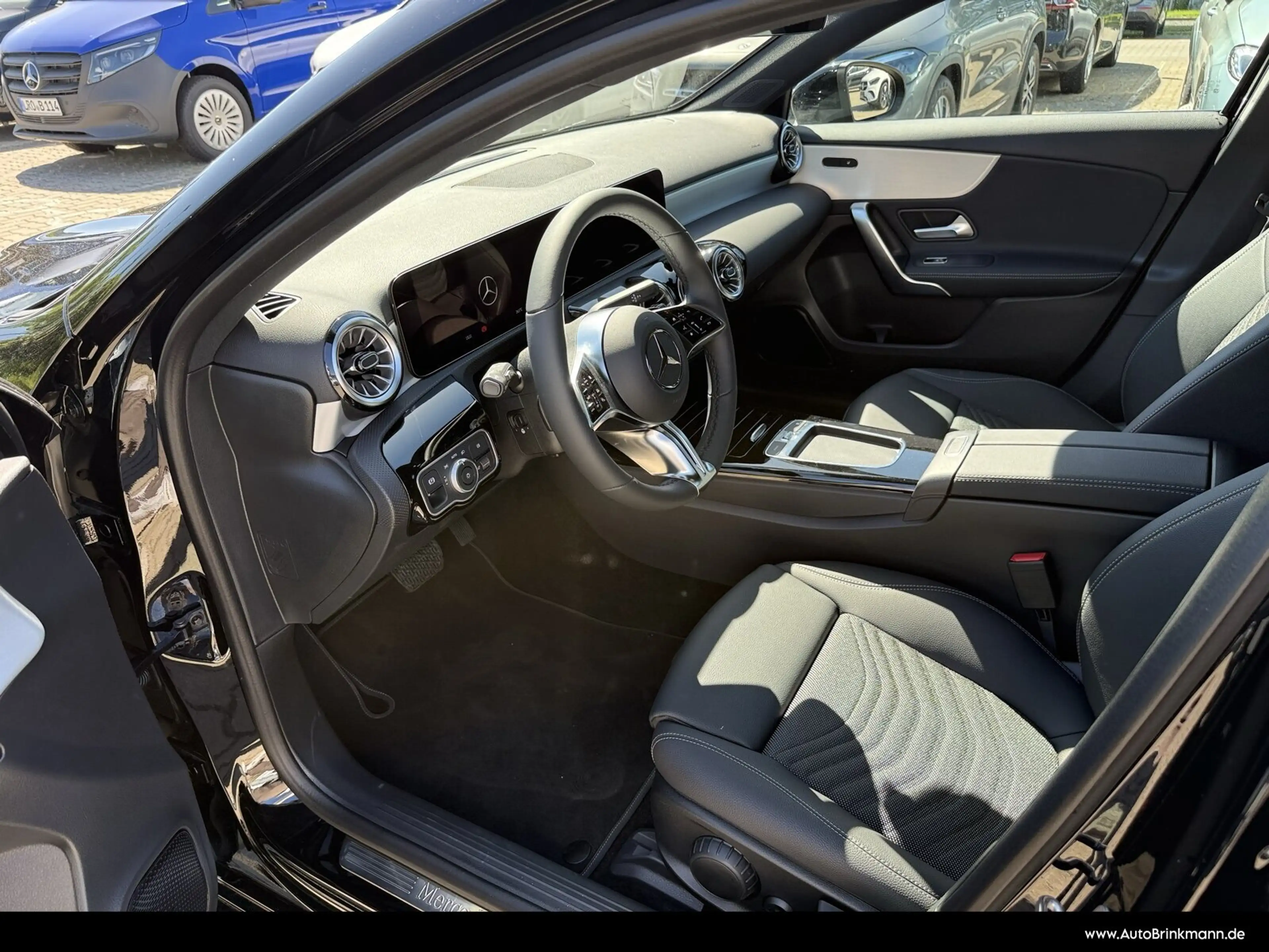 Mercedes-Benz A 180 A 180 Kompaktlimousine Progressive/LED/SHZ/Kamera — photo 10