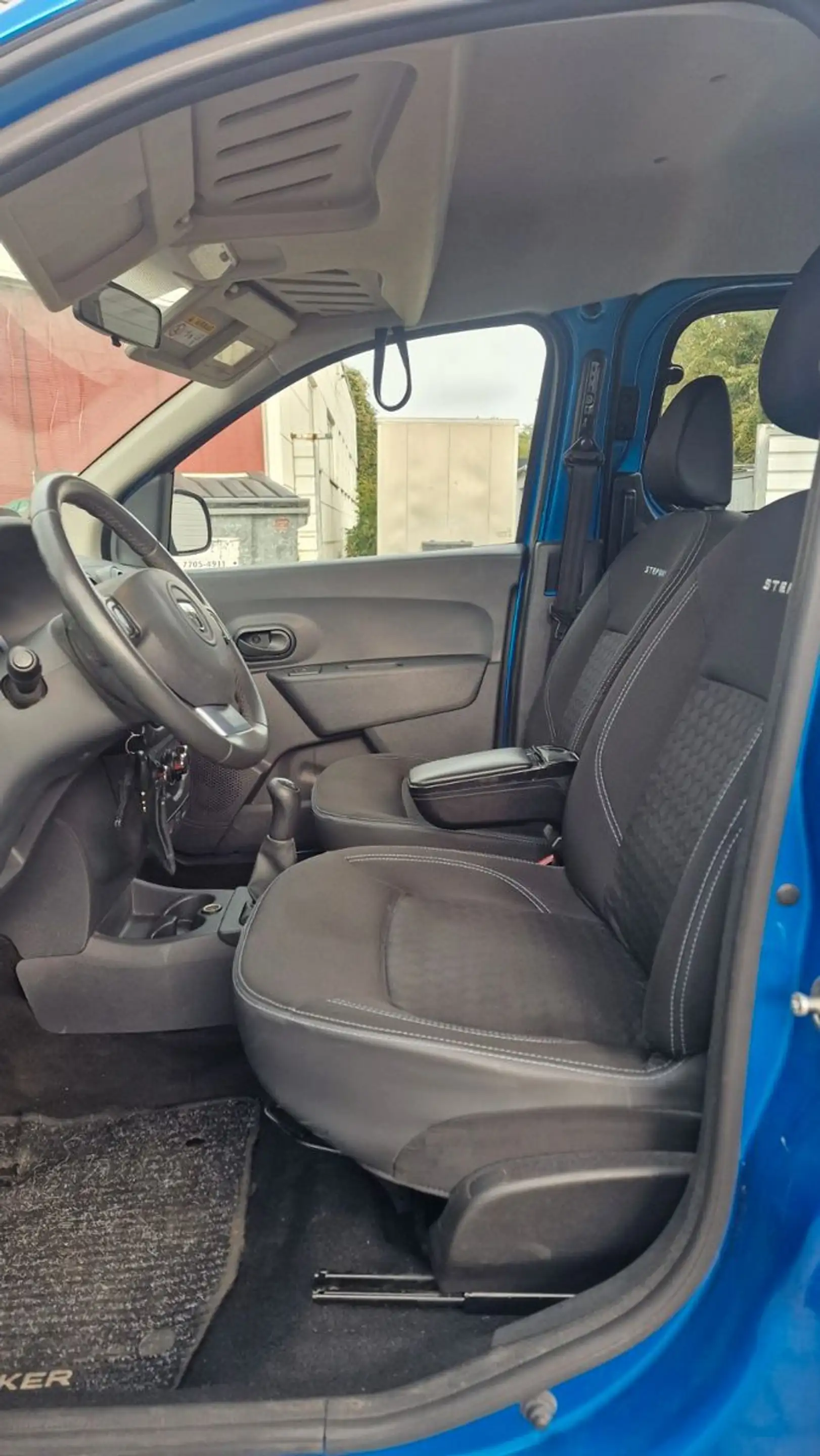Dacia Dokker Stepway 1 Hand Klima Unfallfrei 5 Sitzer — photo 15