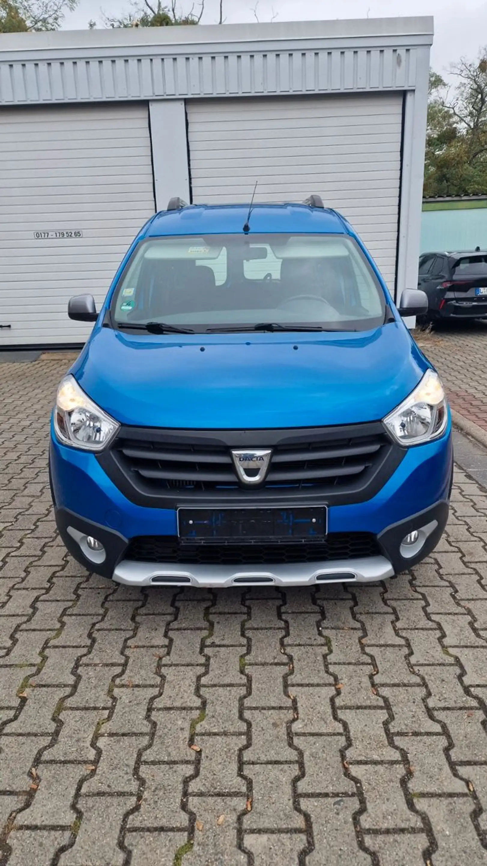 Dacia Dokker Stepway 1 Hand Klima Unfallfrei 5 Sitzer — photo 4