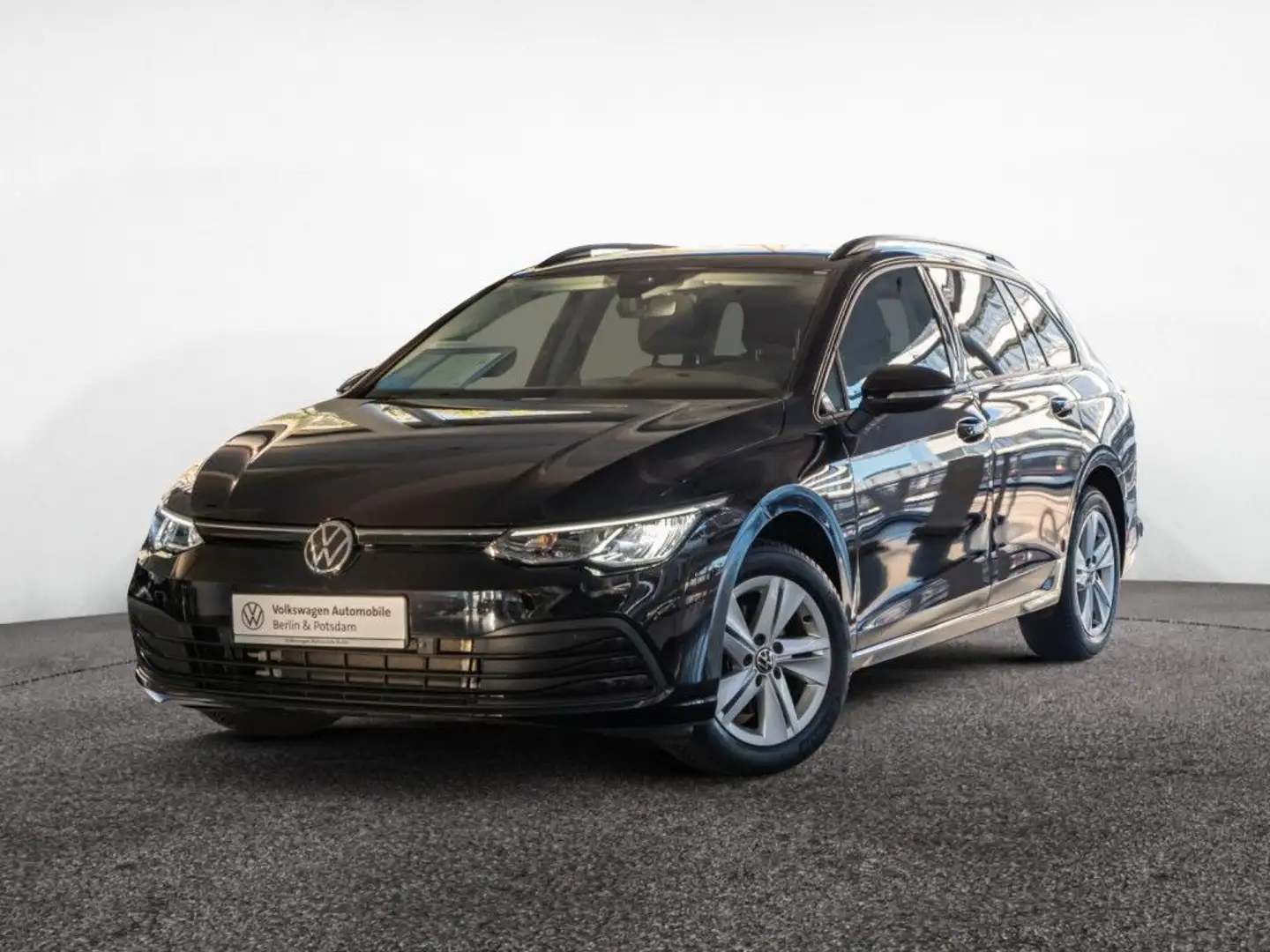 Volkswagen Golf Variant Golf VIII Variant 1.0 eTSI DSG Life Nav LED SHZG Noir - 2