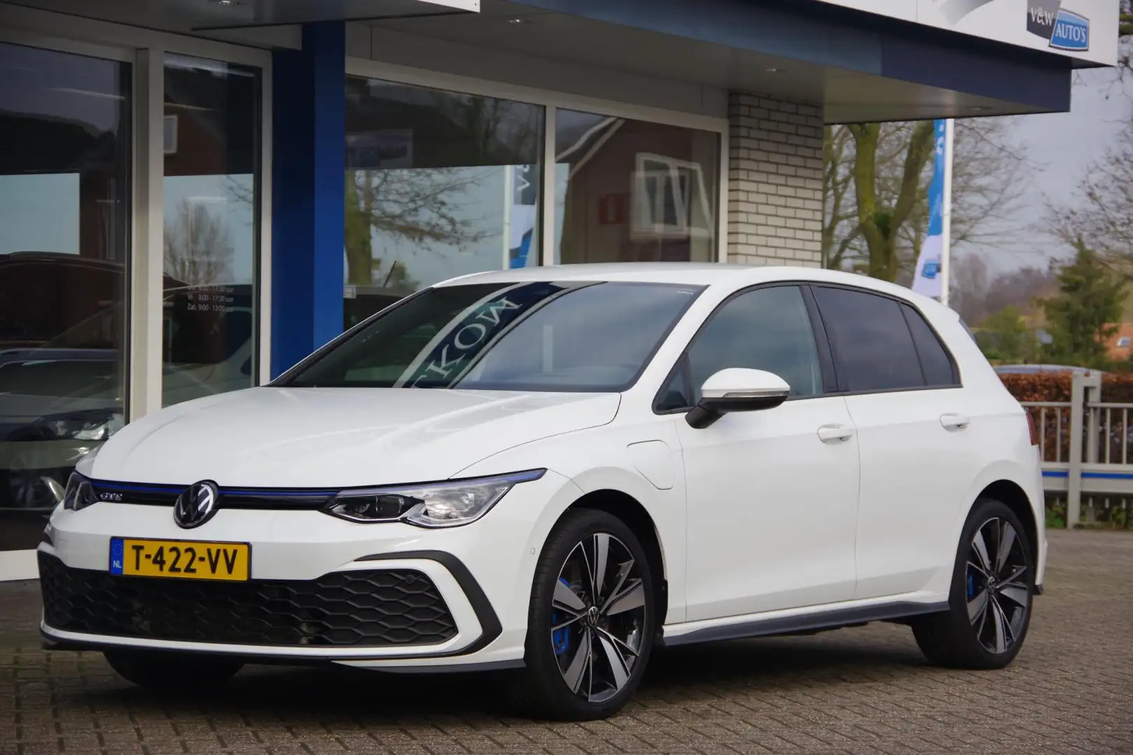 Volkswagen Golf GTE 1.4 Hybrid IQ.Light Leer Camera Stoelkoeling Head- Weiß - 2