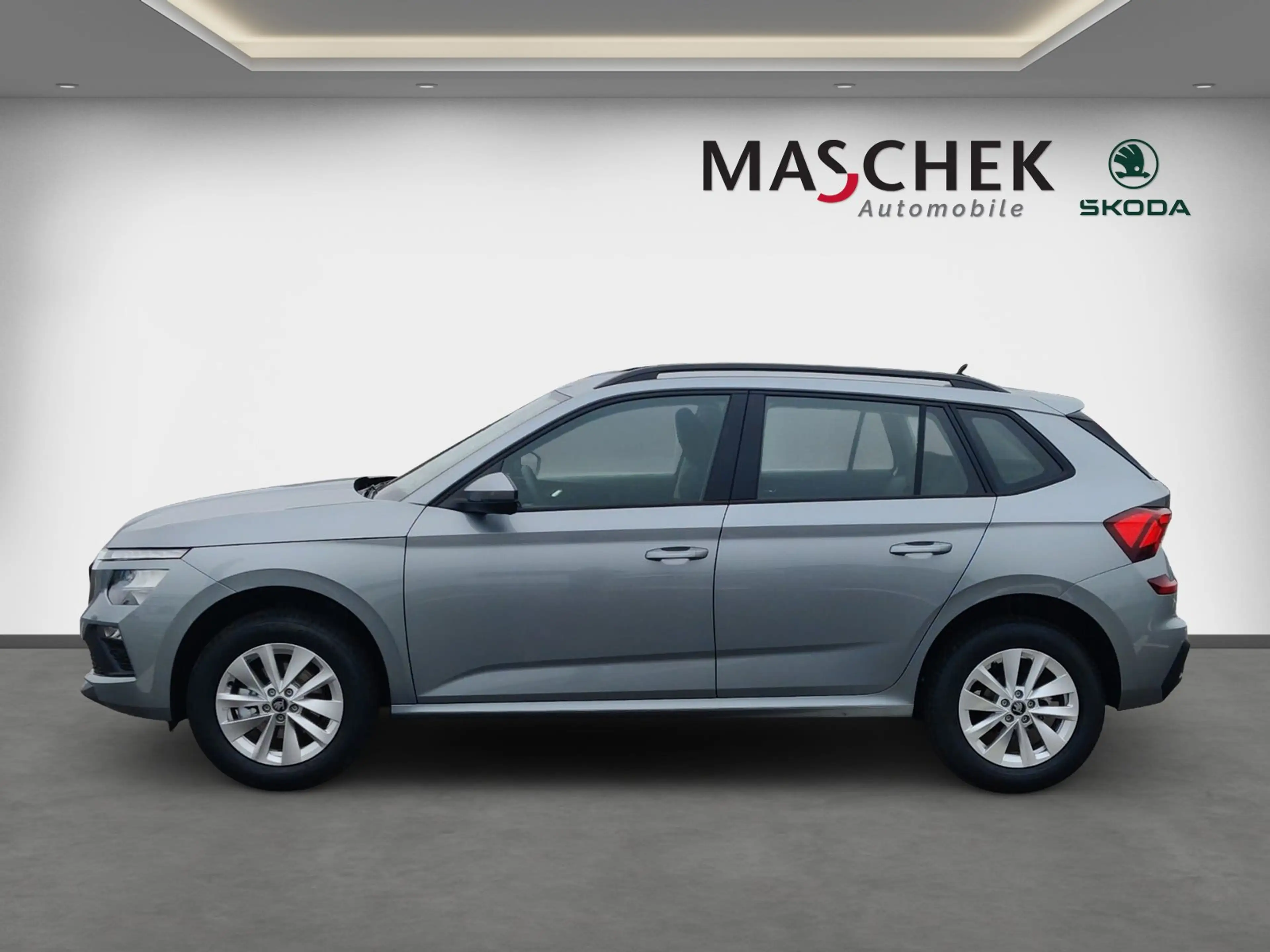 Skoda Kamiq Selection SmartLink RearView Sitzh Navi Kessy DAB — photo 3