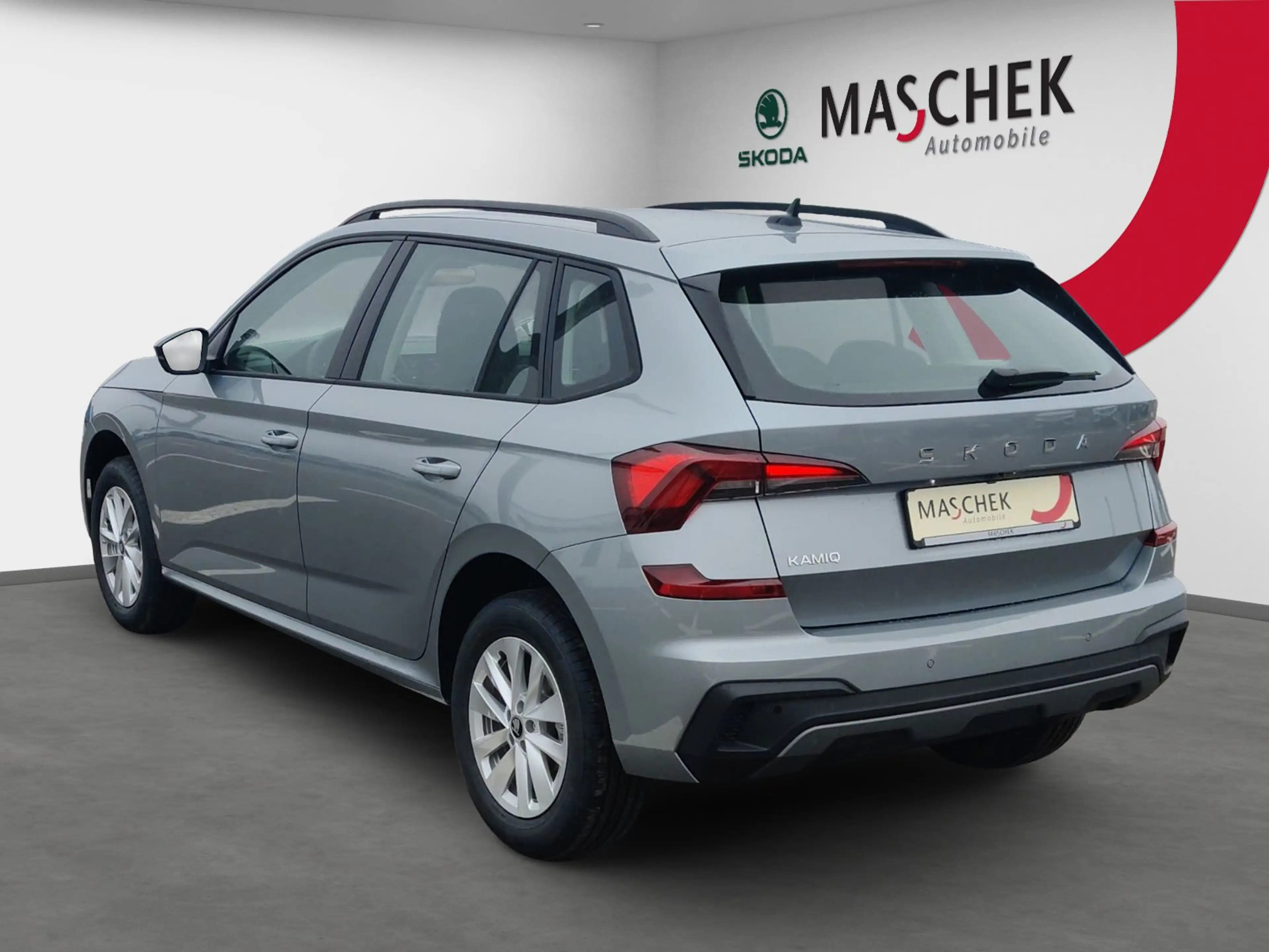 Skoda Kamiq Selection SmartLink RearView Sitzh Navi Kessy DAB — photo 4