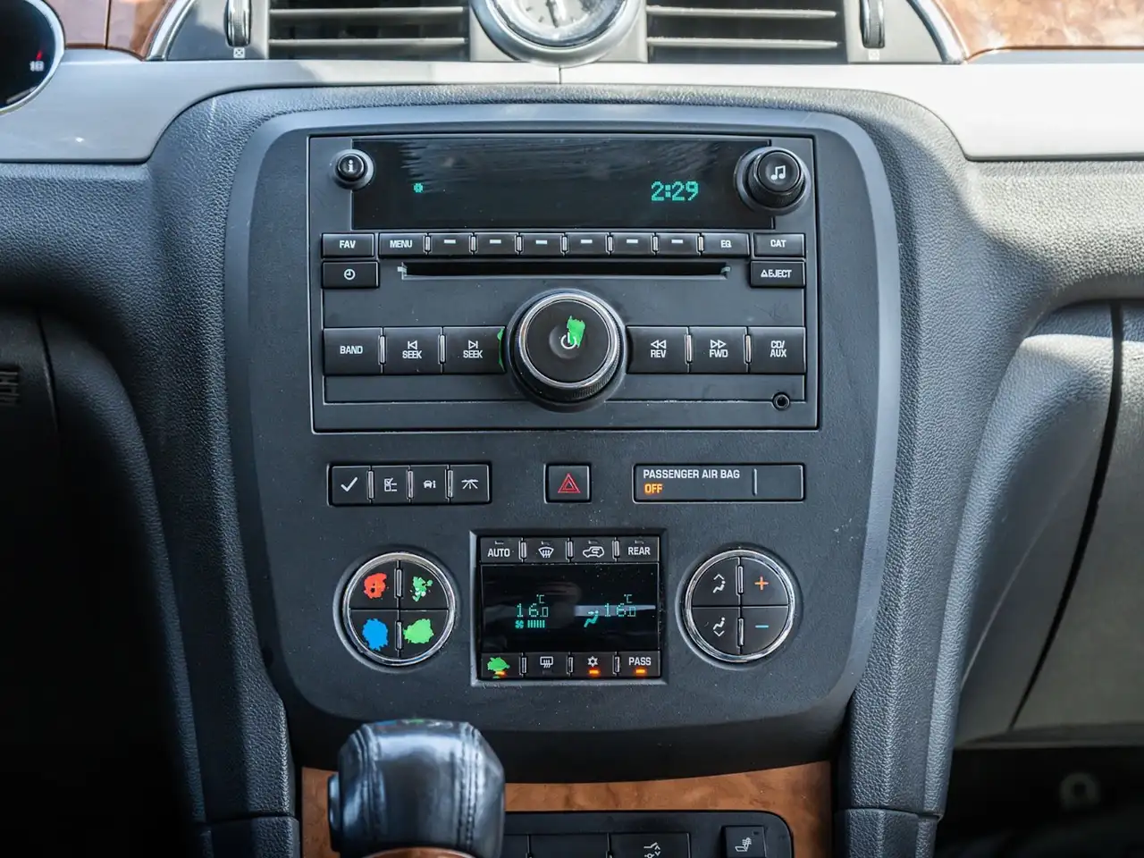 Buick Enclave photo Buick Enclave