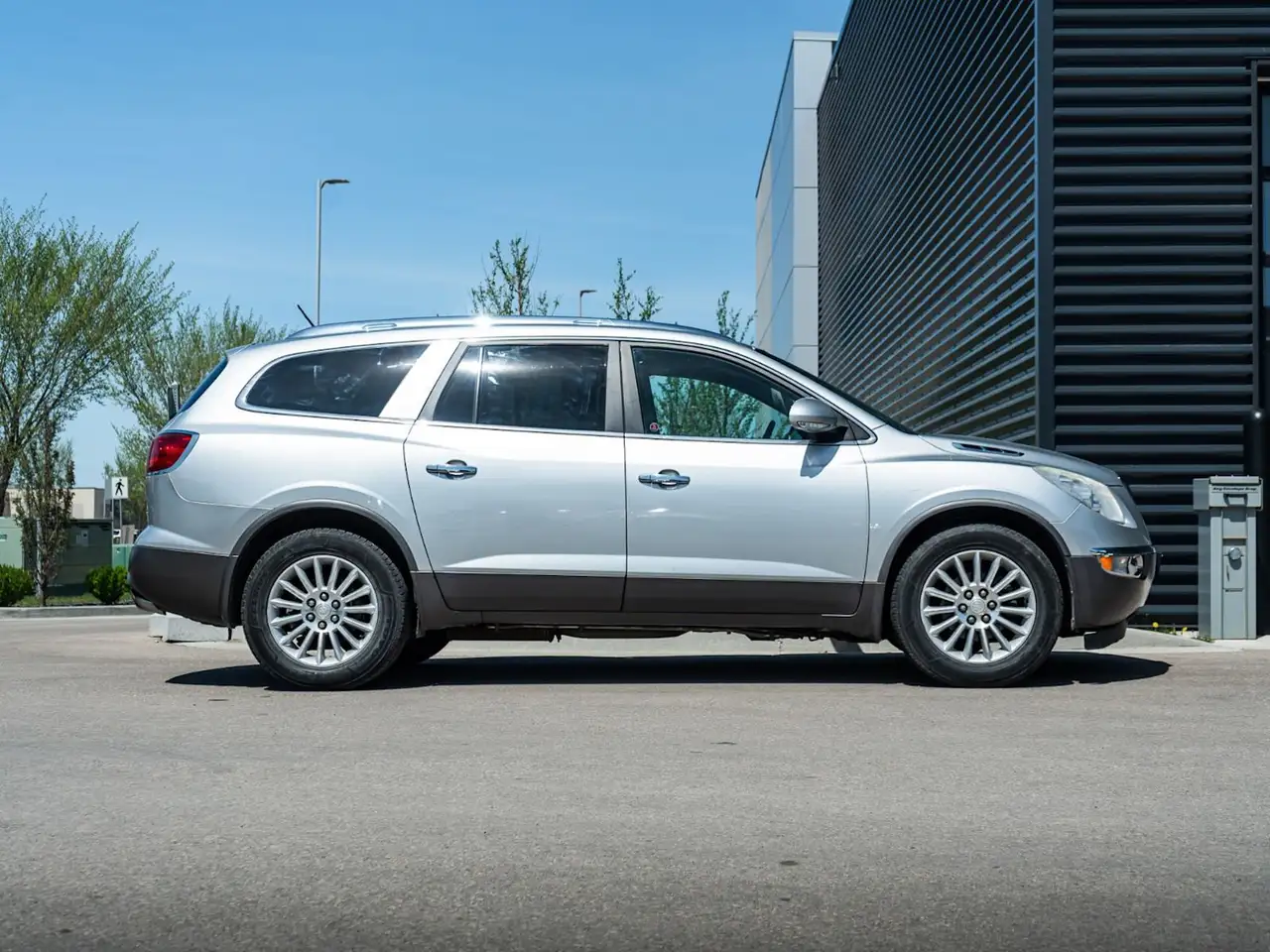Buick Enclave photo Buick Enclave