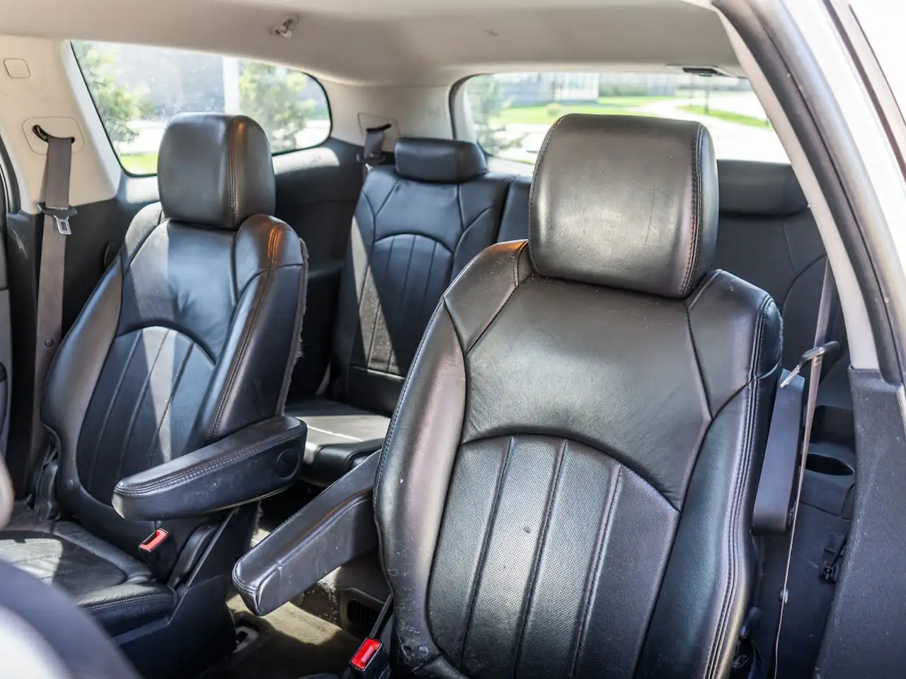 Buick Enclave photo Buick Enclave