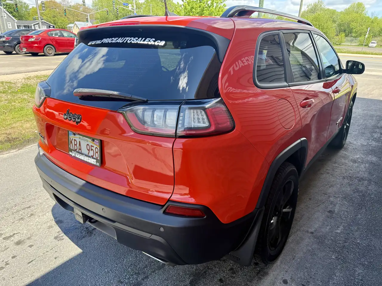 Jeep Cherokee снимка Jeep Cherokee