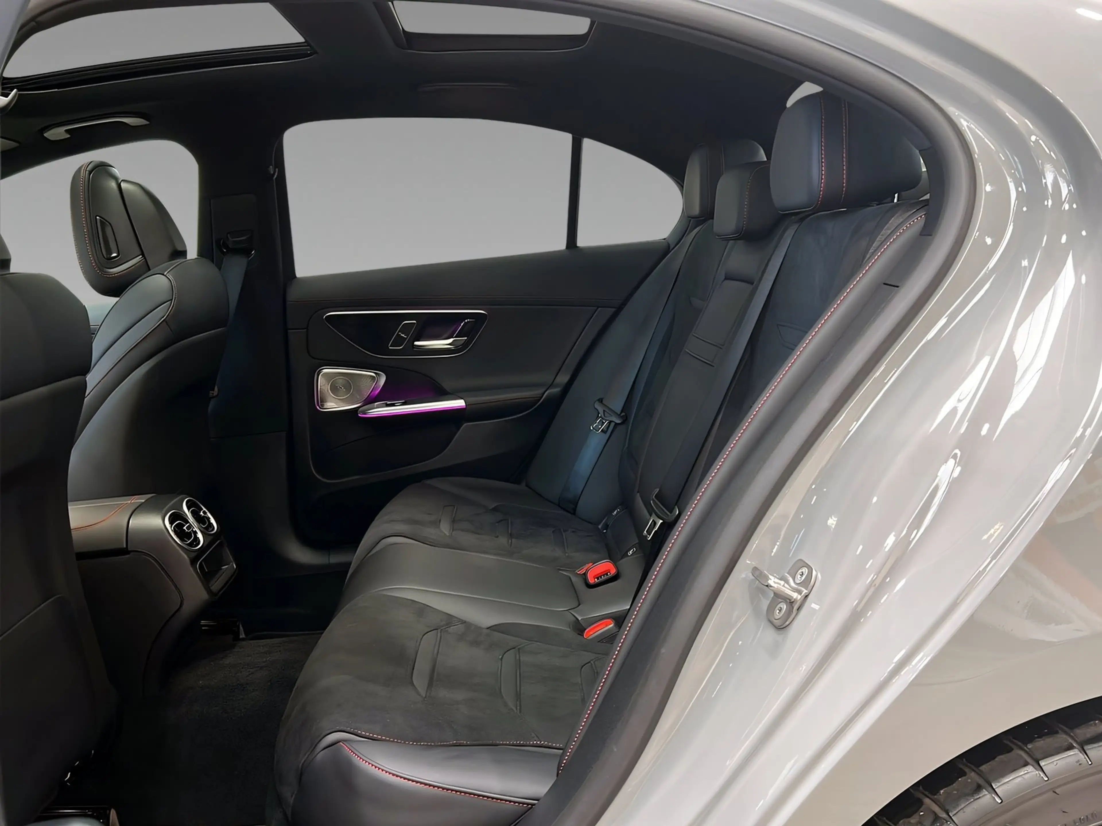 Mercedes-Benz C 43 AMG 4M DIGITAL+DIST+Memory+Burm+StHz+360 — photo 8