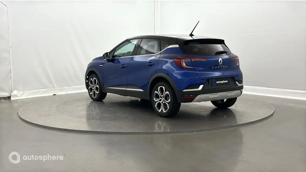 Renault Captur — photo 8