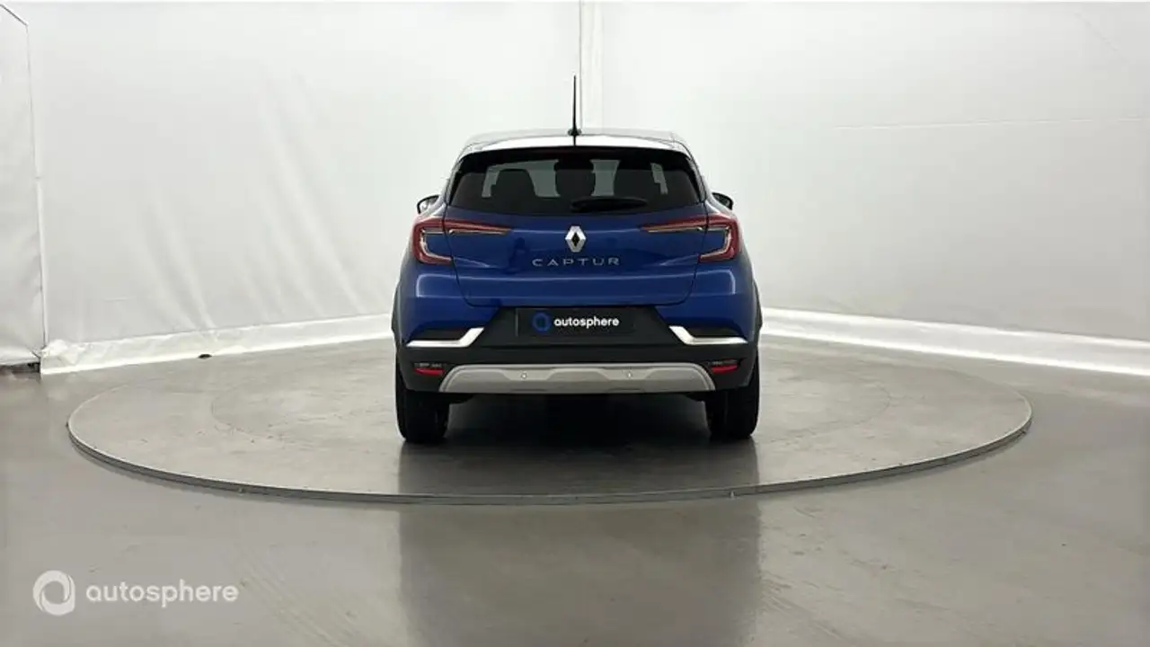 Renault Captur — photo 6