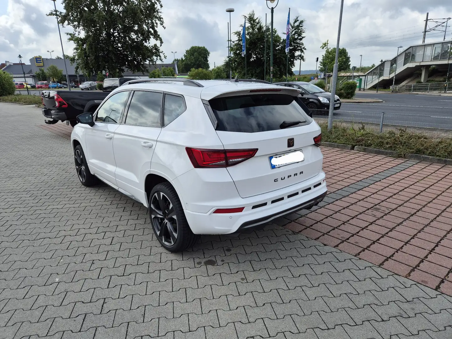 CUPRA Ateca Basis Weiß - 2