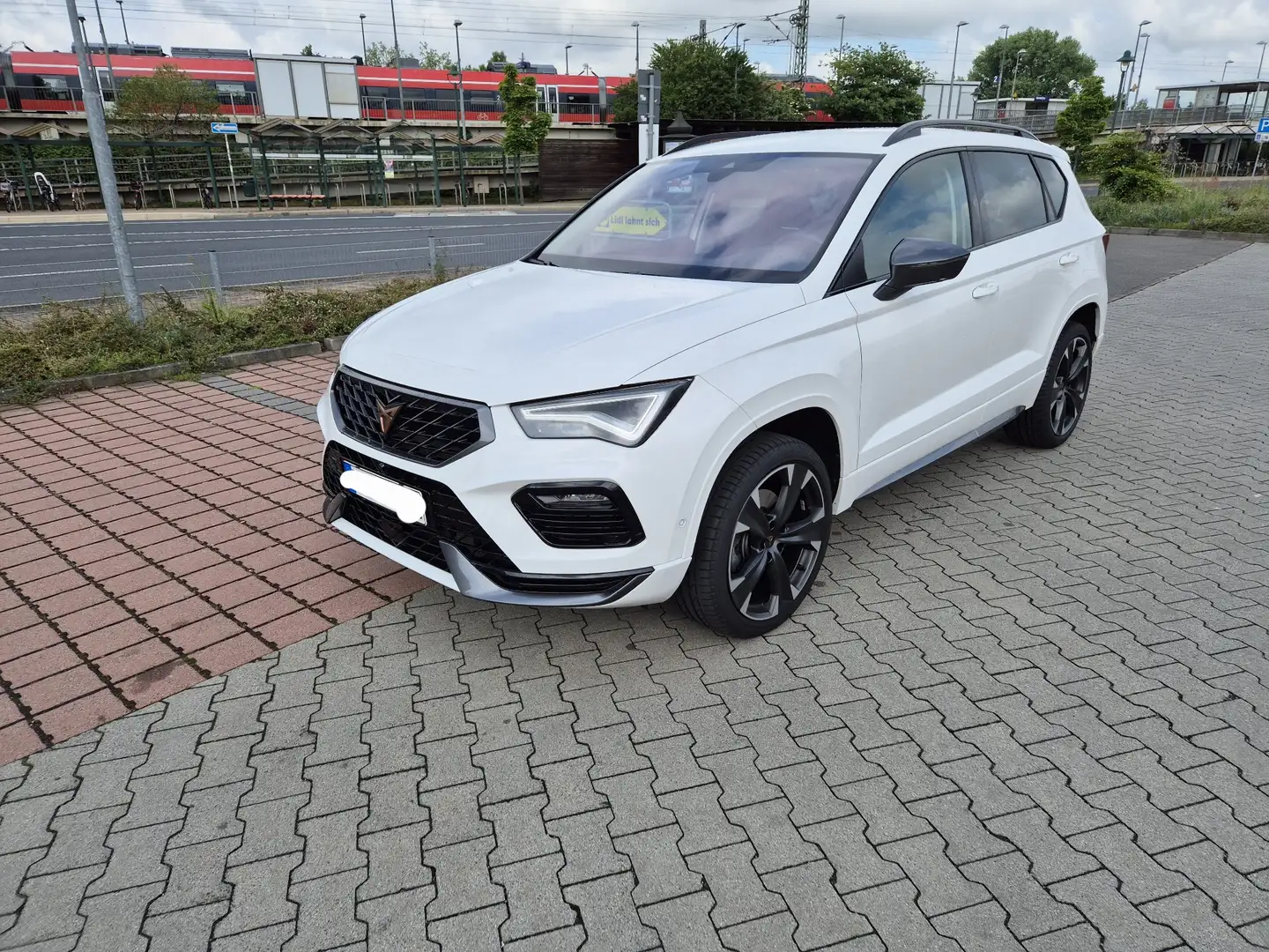 CUPRA Ateca Basis Weiß - 1