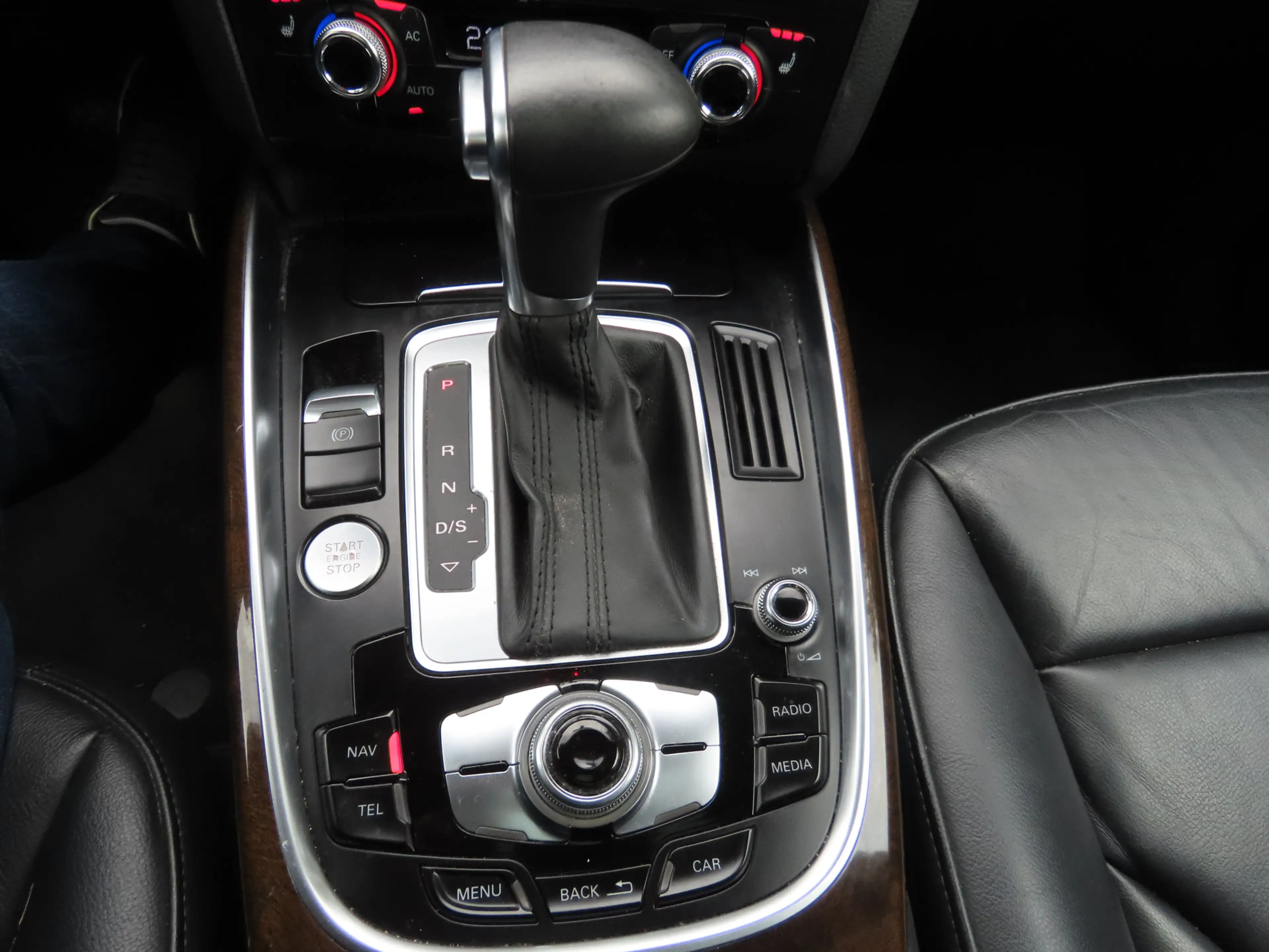 Audi Q5 2.0 TFSI hybrid quattro Pro Line S Leer Stoelverwa — photo 14