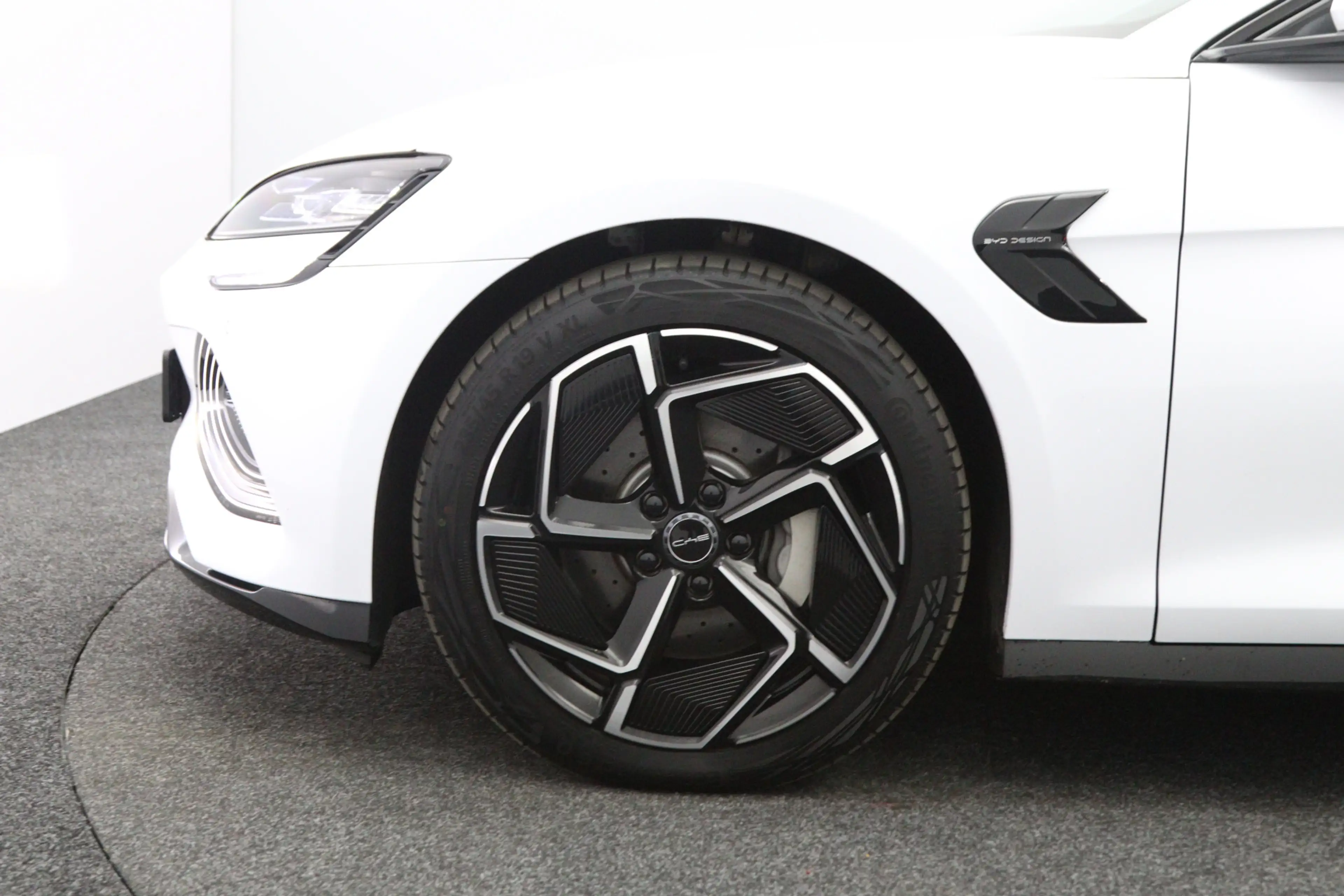 BYD Seal Excellence AWD 82.5 kWh 531 PK, SOH 100%, Panorama — photo 21