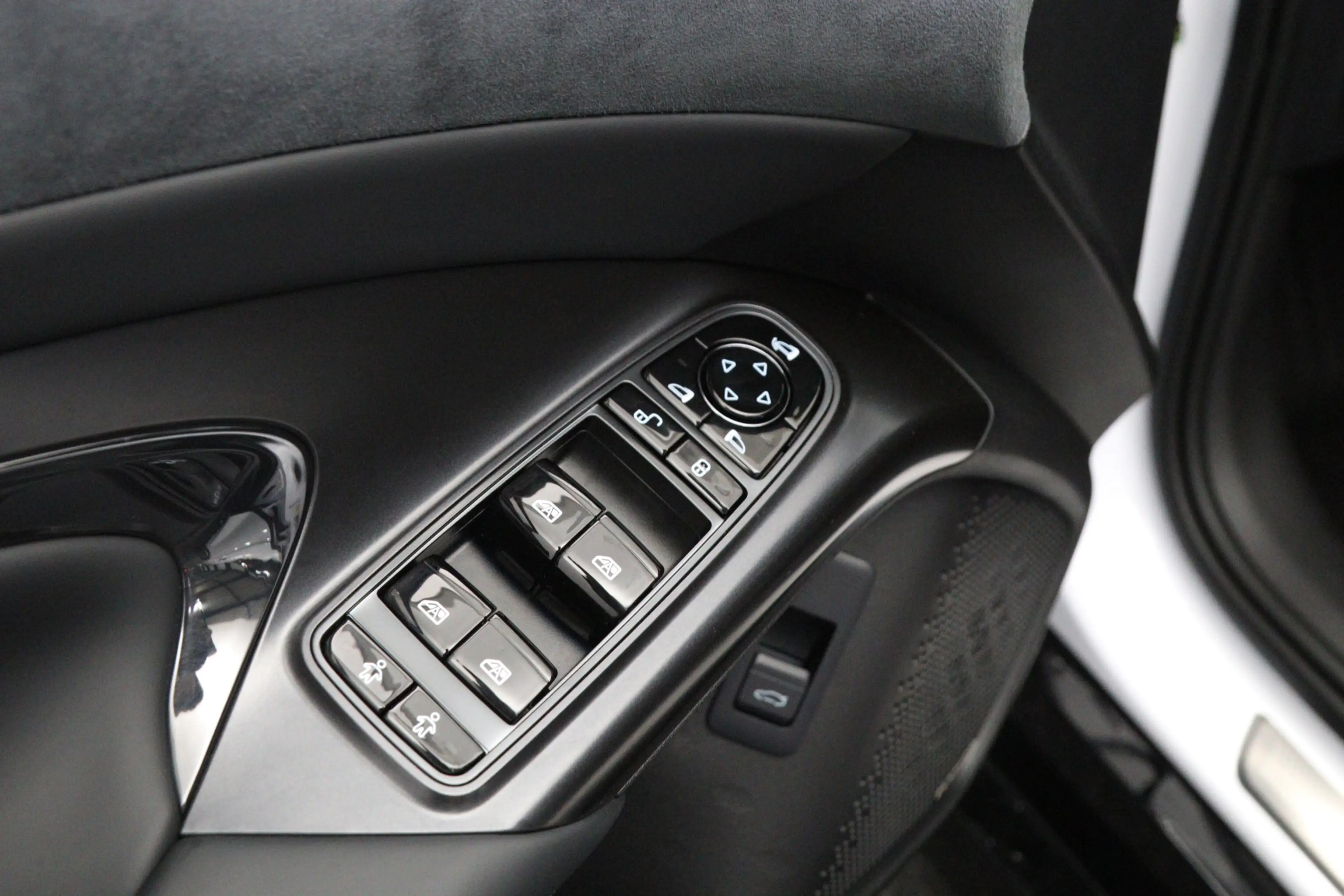 BYD Seal Excellence AWD 82.5 kWh 531 PK, SOH 100%, Panorama — photo 32