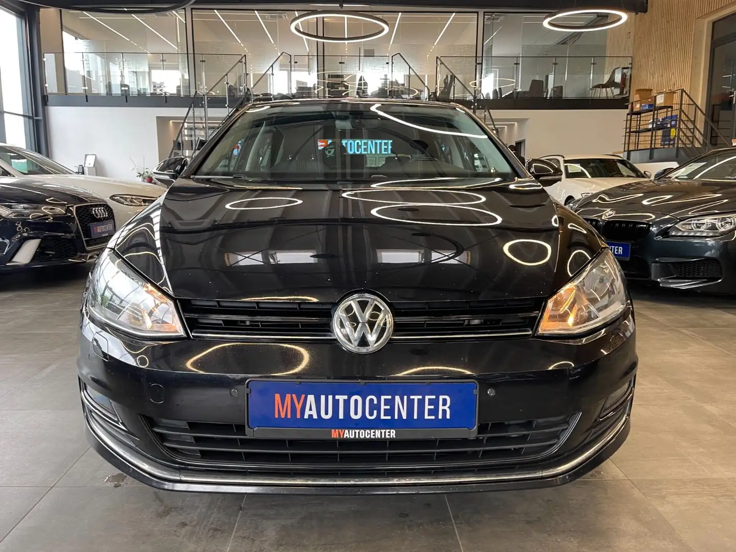 Volkswagen Golf VII Lim. Allstar BMT 4Motion *STHZ*AHK*KAM* Fekete - 2