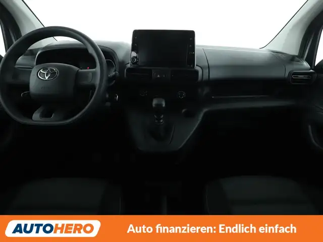 Toyota Proace City view 12