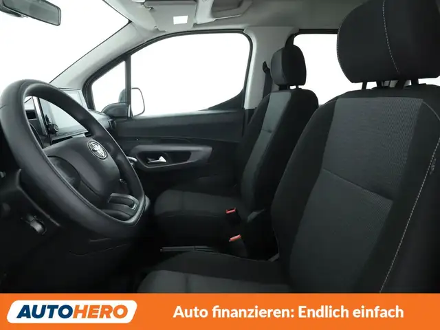 Toyota Proace City view 10