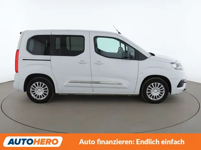 Toyota Proace City view 7