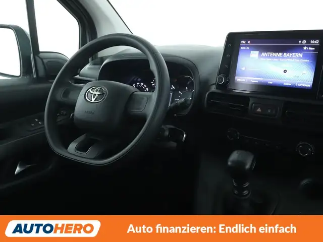 Toyota Proace City view 13
