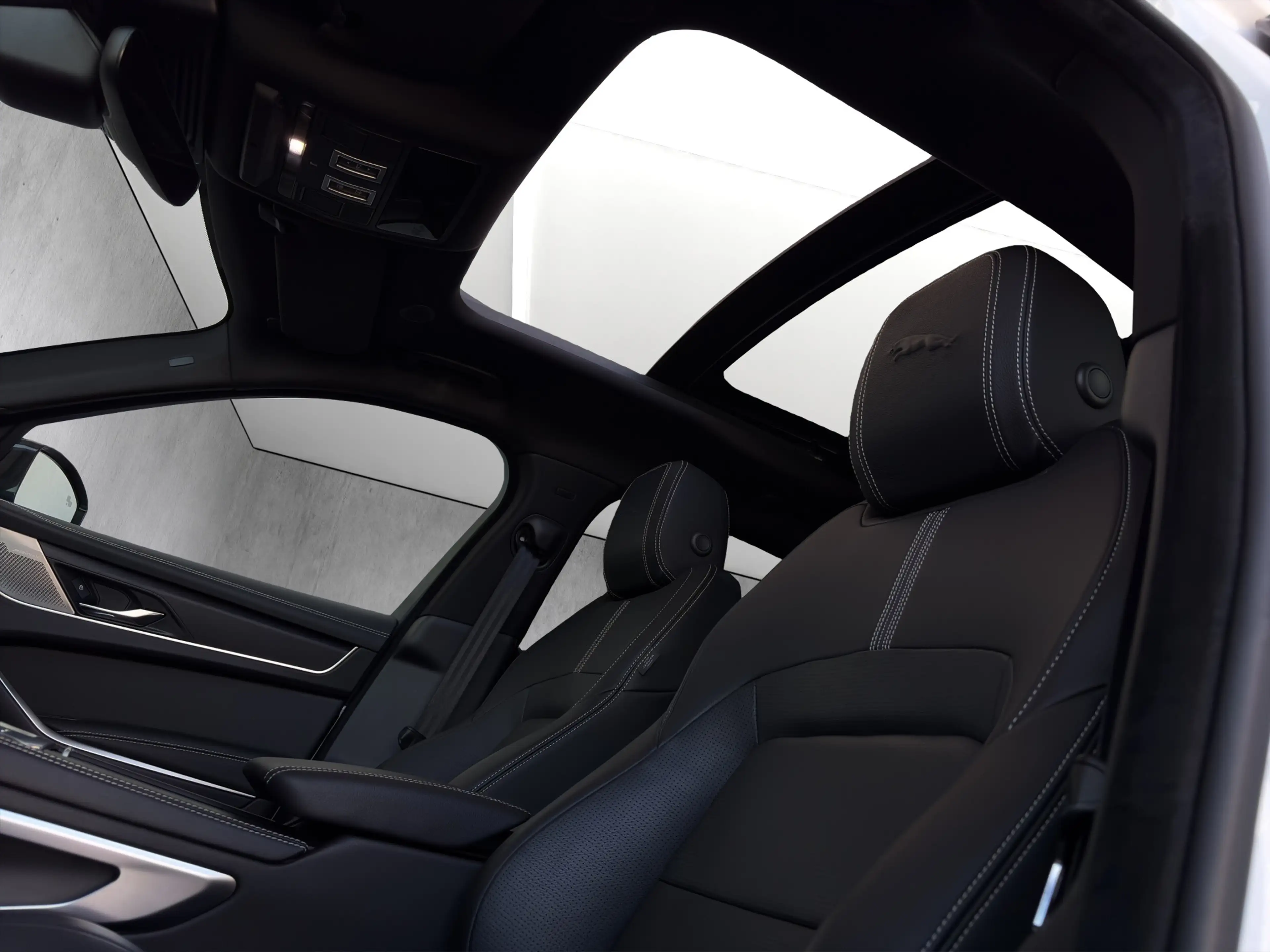 Jaguar F-Pace D200*R-Dynamic S AWD*BLACK PACK* — photo 7
