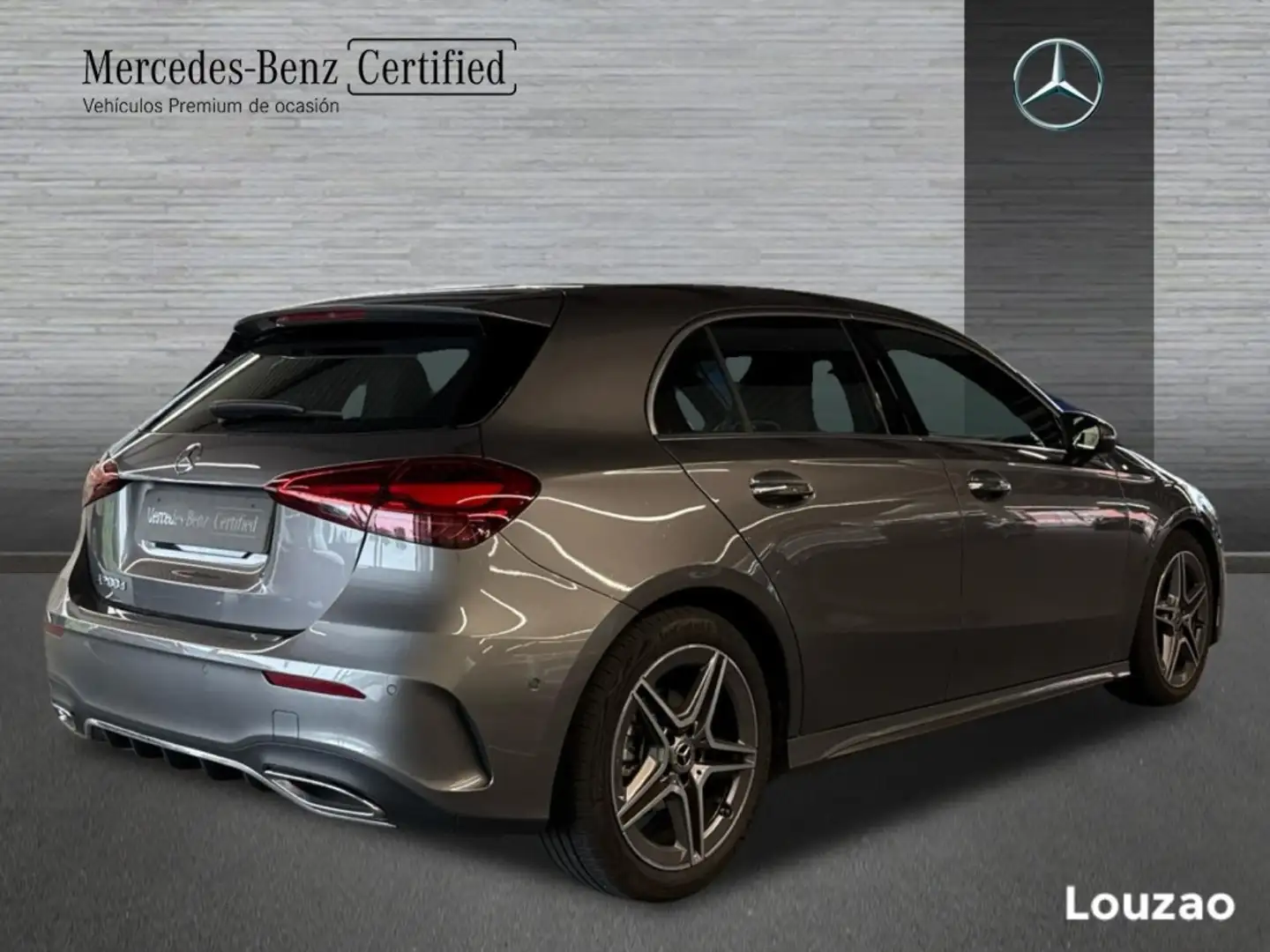 Mercedes-Benz MERCEDES-BENZ Clase A Pequeño  Automático de 5 P Gris - 2
