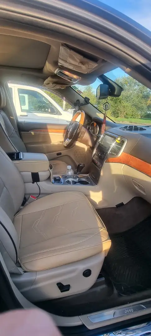 Jeep Grand Cherokee 3.0I CRD Overland - 2