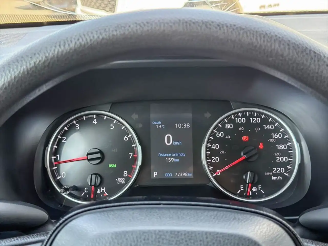 Toyota RAV 4 снимка Toyota RAV 4