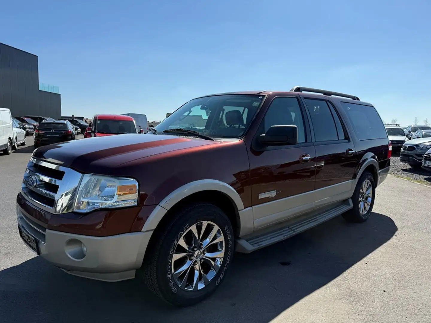 Ford Expedition 5400cc - 305 Pk Marrón - 1