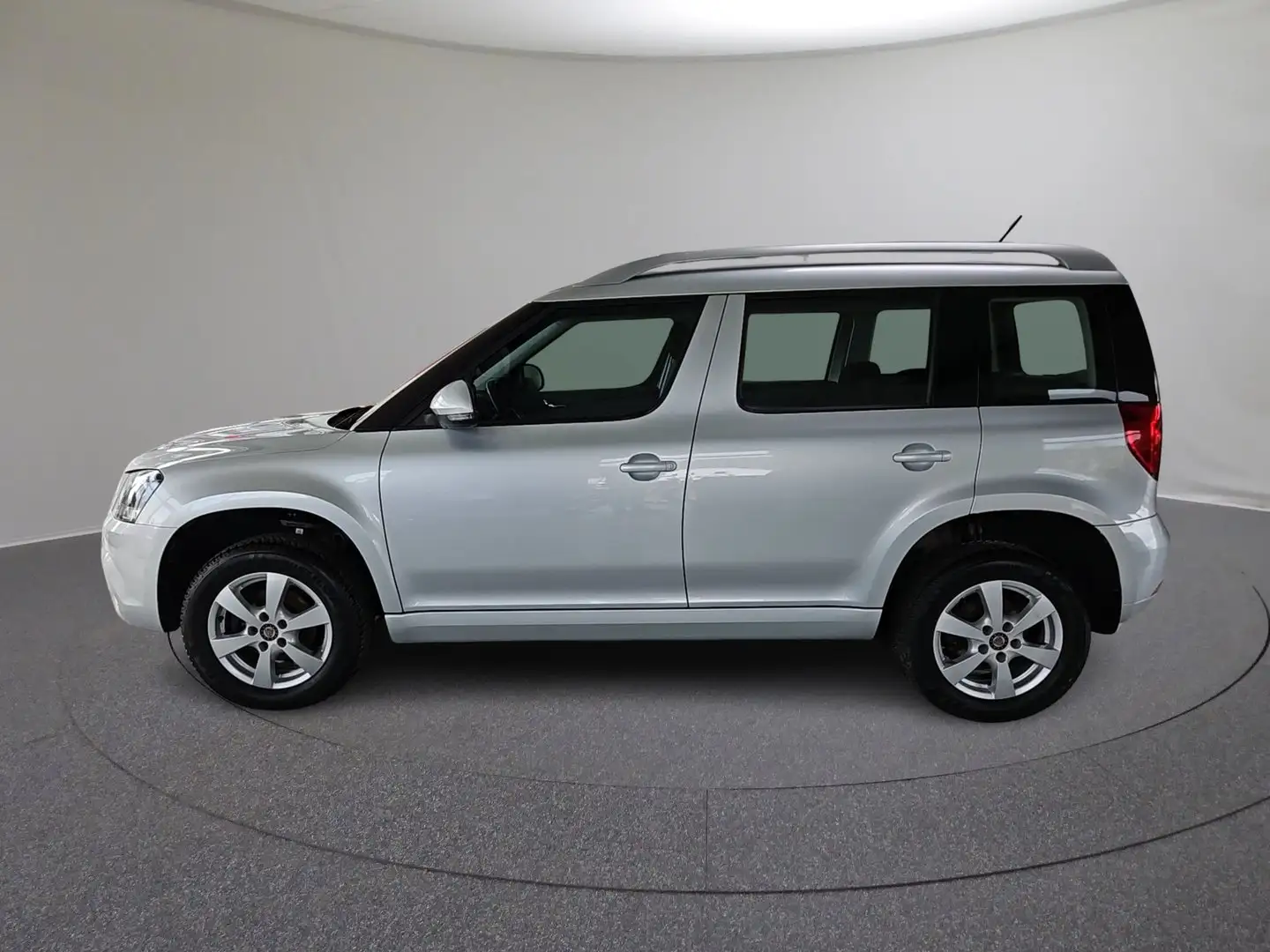 Skoda Yeti 4x4 Ambition TDI SCR Silber - 2