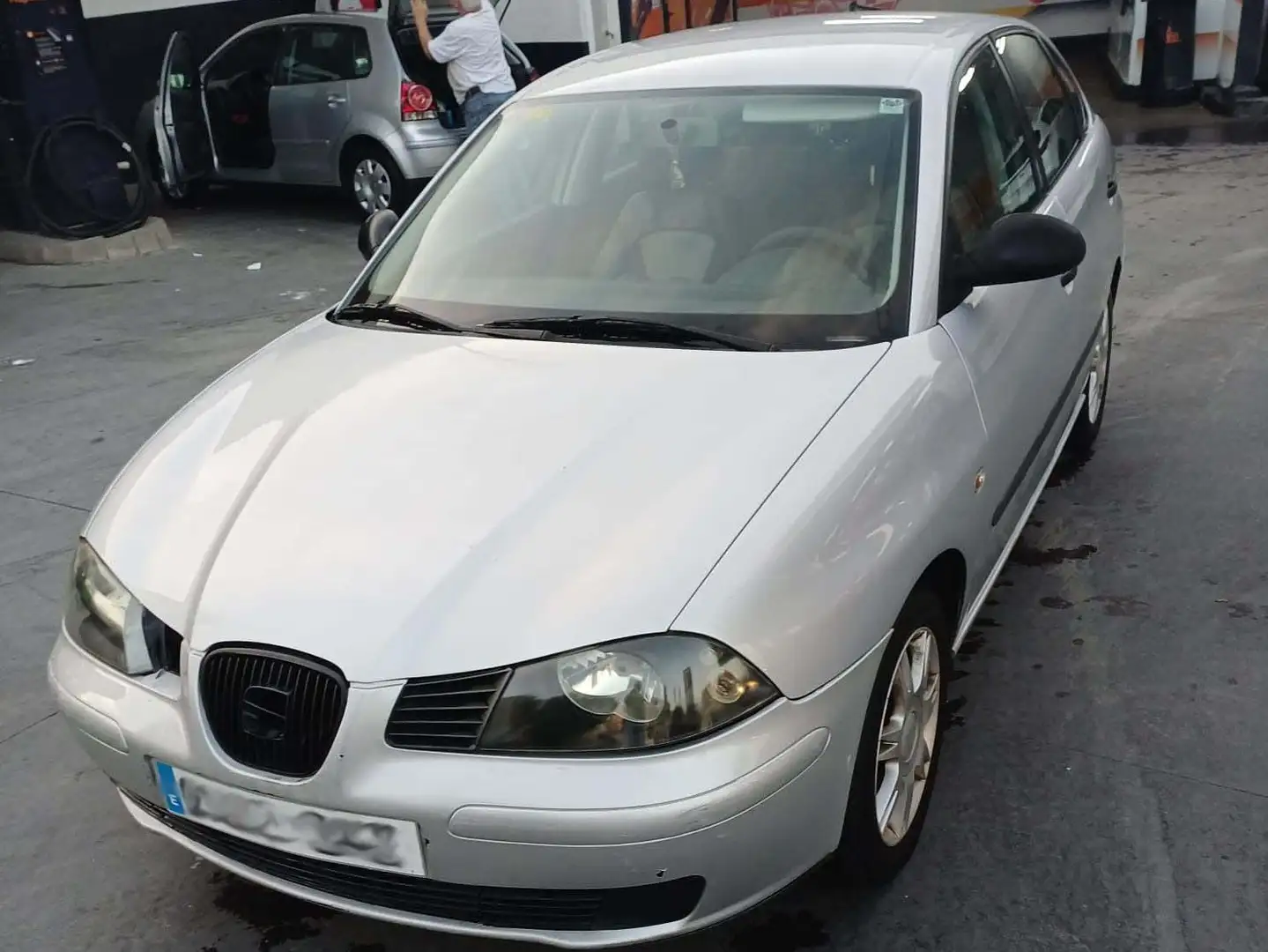 SEAT Ibiza Ibiza 1.9 SDi Reference Reference Plateado - 1