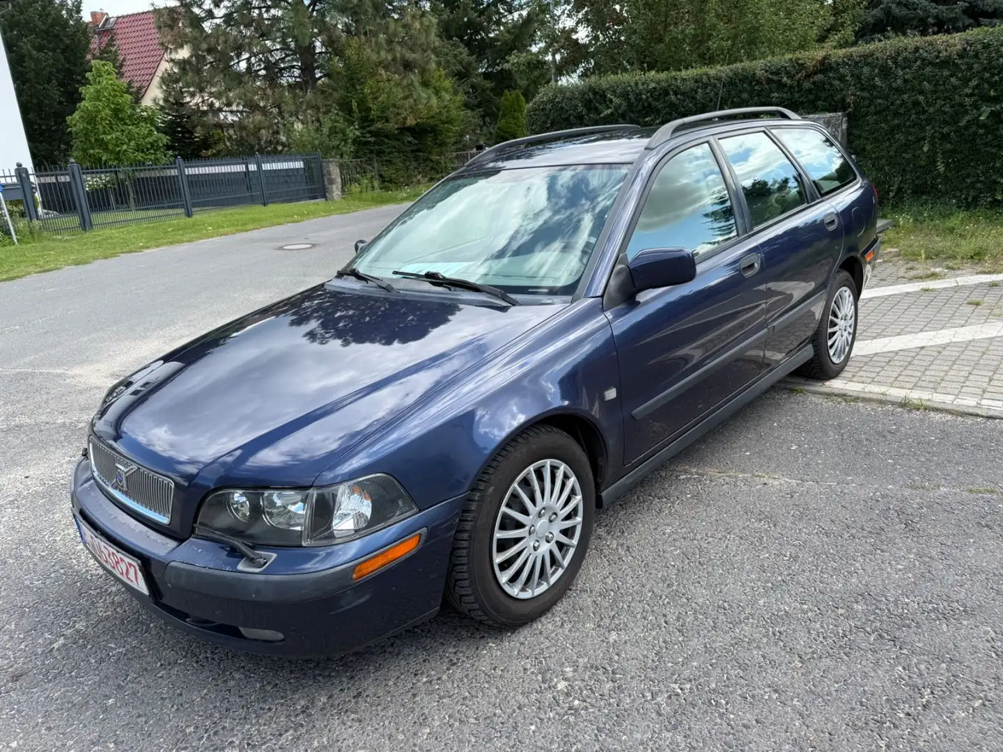 Volvo V40 2.0T Comfort/Automatik/Leder/Xenon Modrá - 1