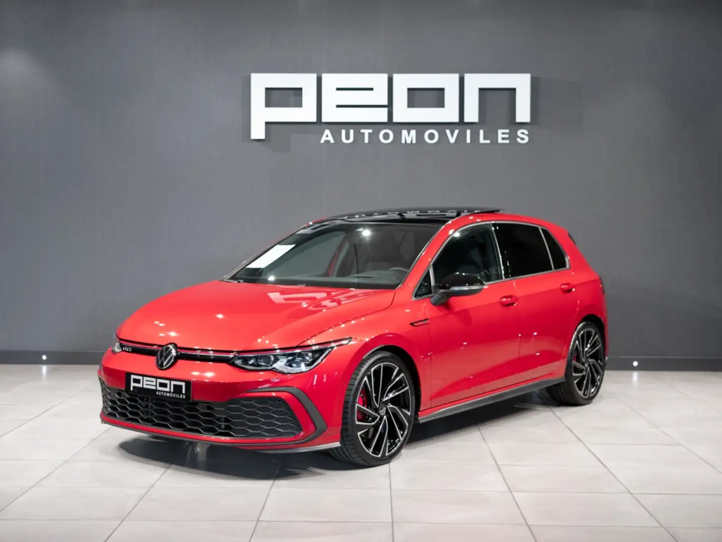 Volkswagen Golf GTI 2.0 TSI DSG 180kW Rouge - 1