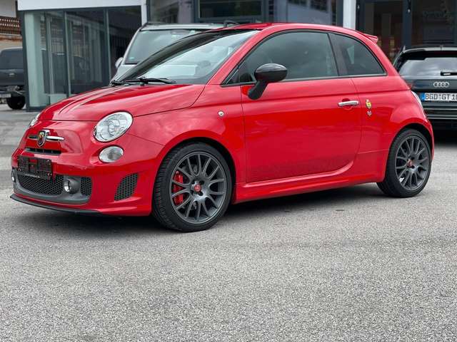 Imagine Abarth 695 Tributo Ferrari Edition