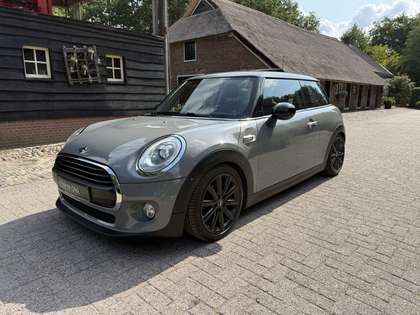 MINI One Mini 1.2 . Navi,Panoramadak,LED,17". Moonwalk grey