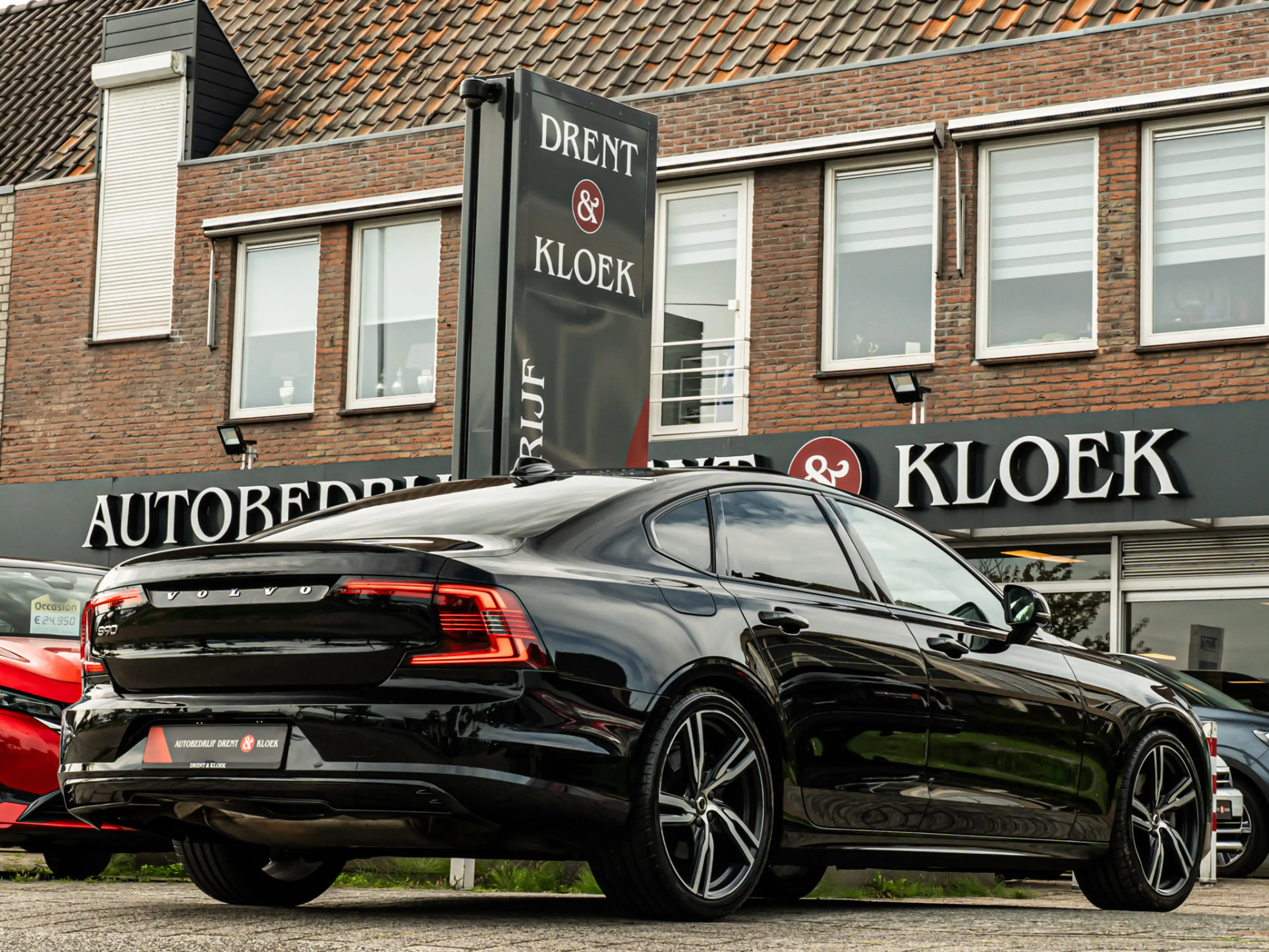 Volvo S90 2.0 B4 PLUS DARK ORG NL SCHUIFDAK CAMERA HARMANKAR — photo 3