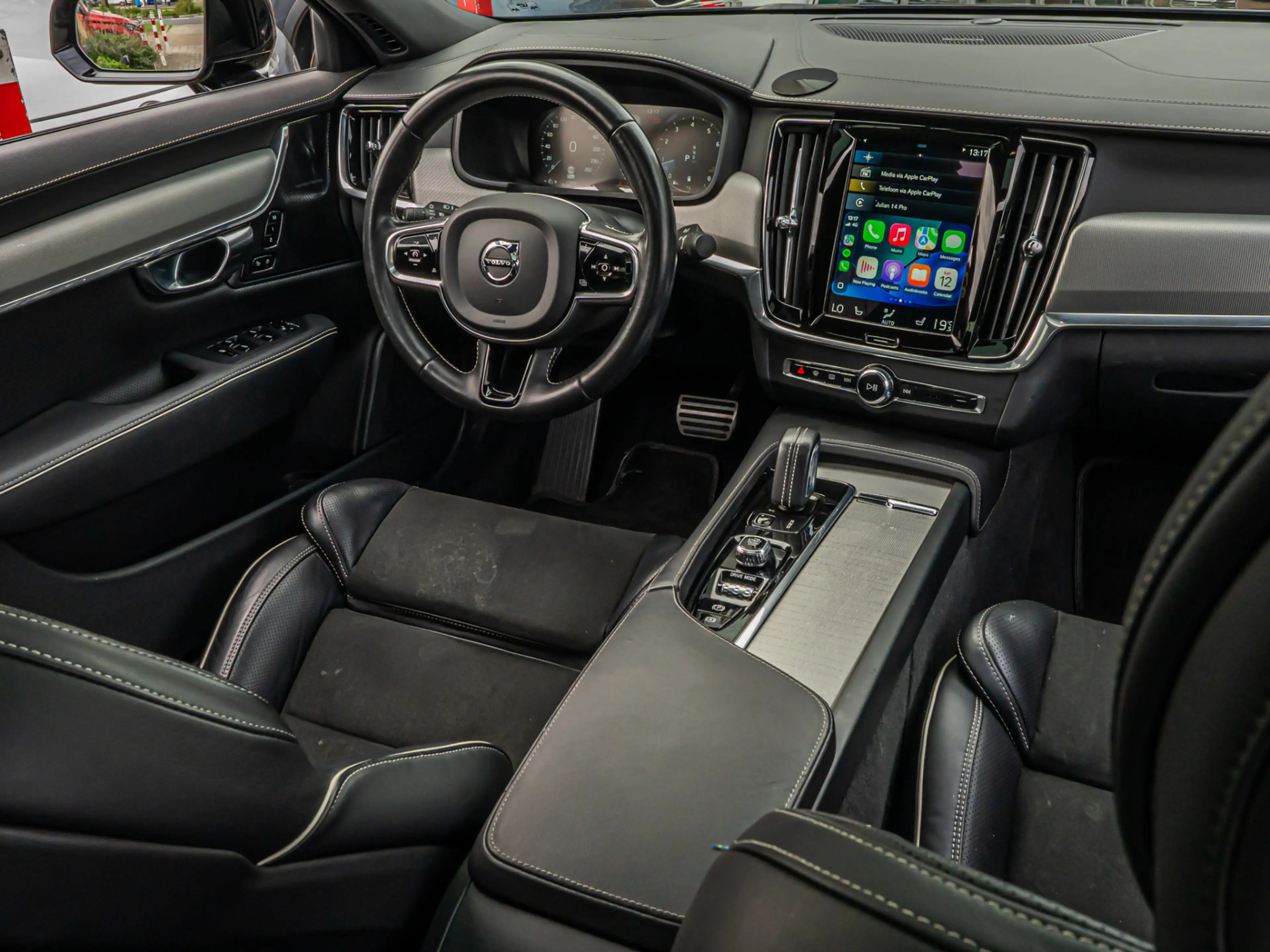 Volvo S90 2.0 B4 PLUS DARK ORG NL SCHUIFDAK CAMERA HARMANKAR — photo 2