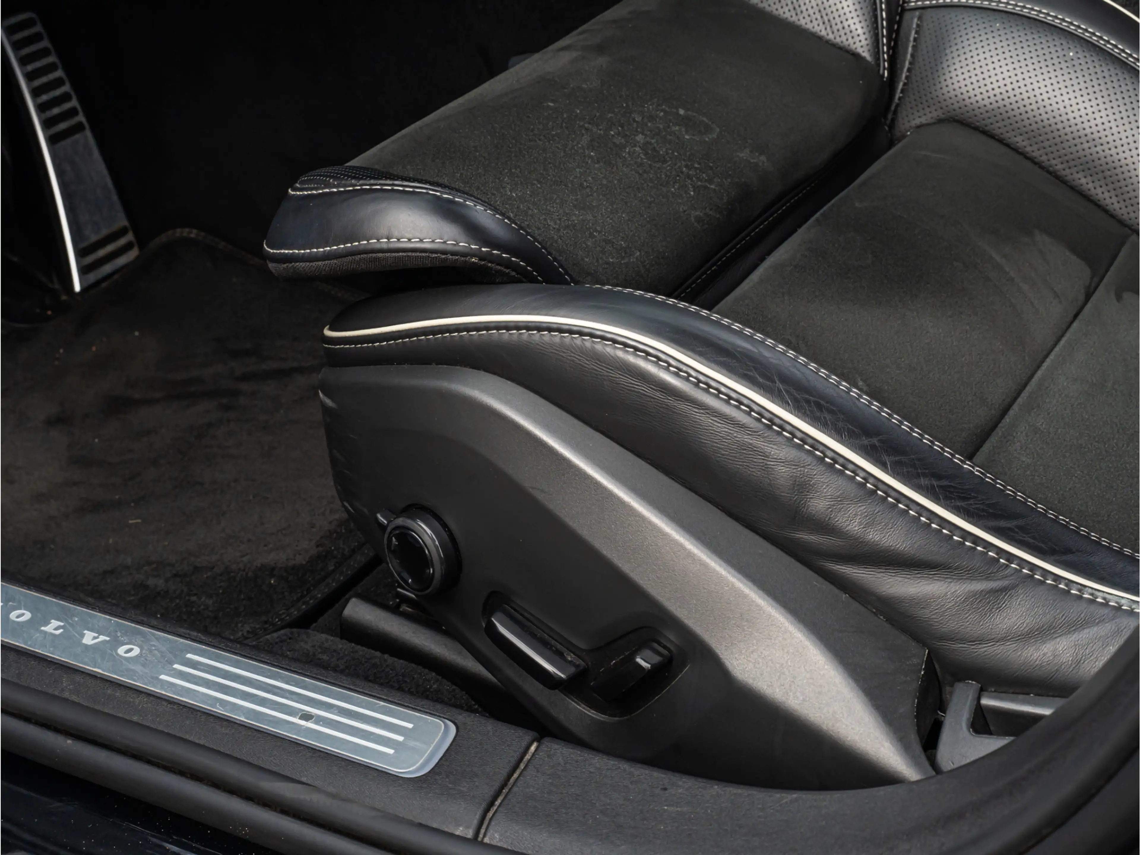 Volvo S90 2.0 B4 PLUS DARK ORG NL SCHUIFDAK CAMERA HARMANKAR — photo 29
