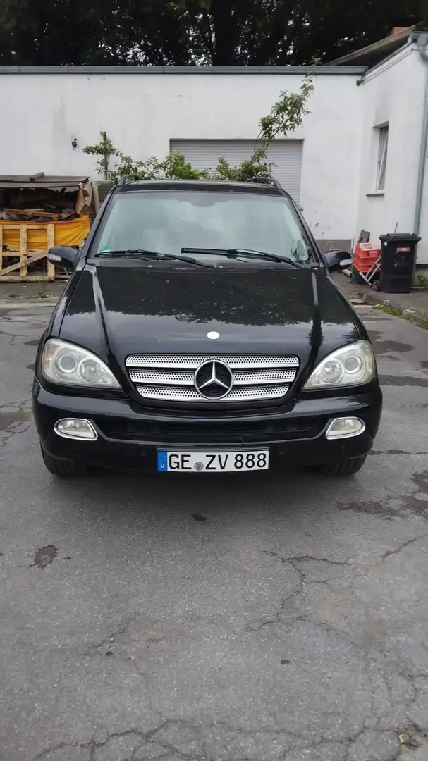 Mercedes-Benz ML 320 - 1