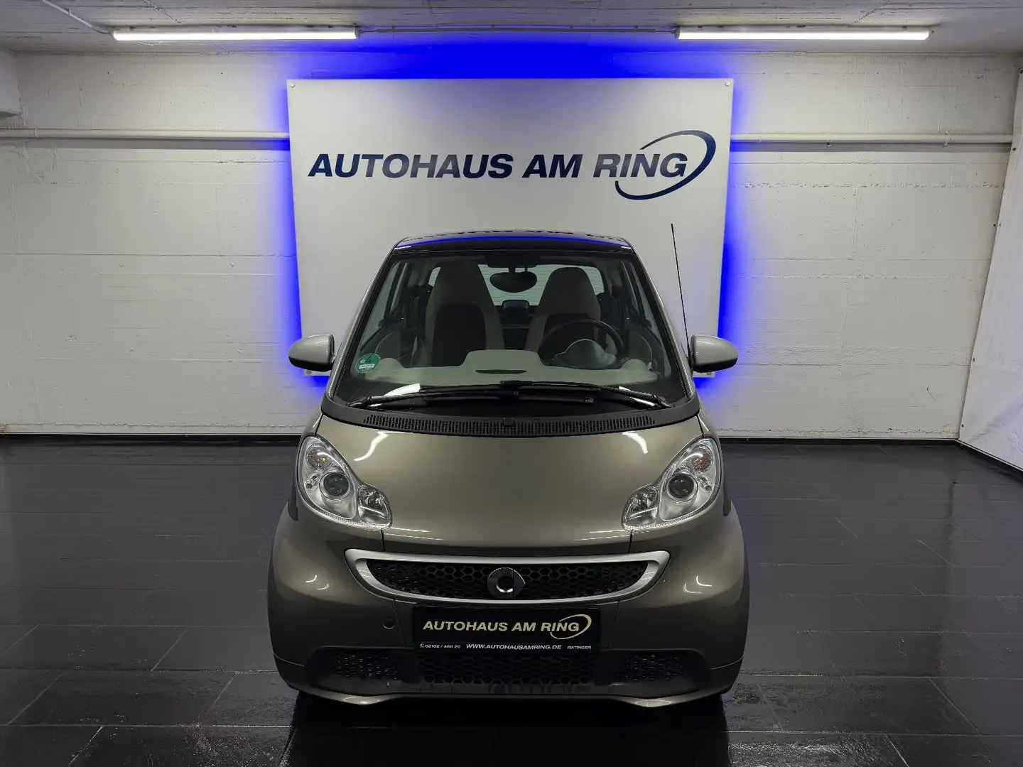 smart forTwo Passion Aut ALLWETTER NAVI PANO KLIMA ALU Grau - 1