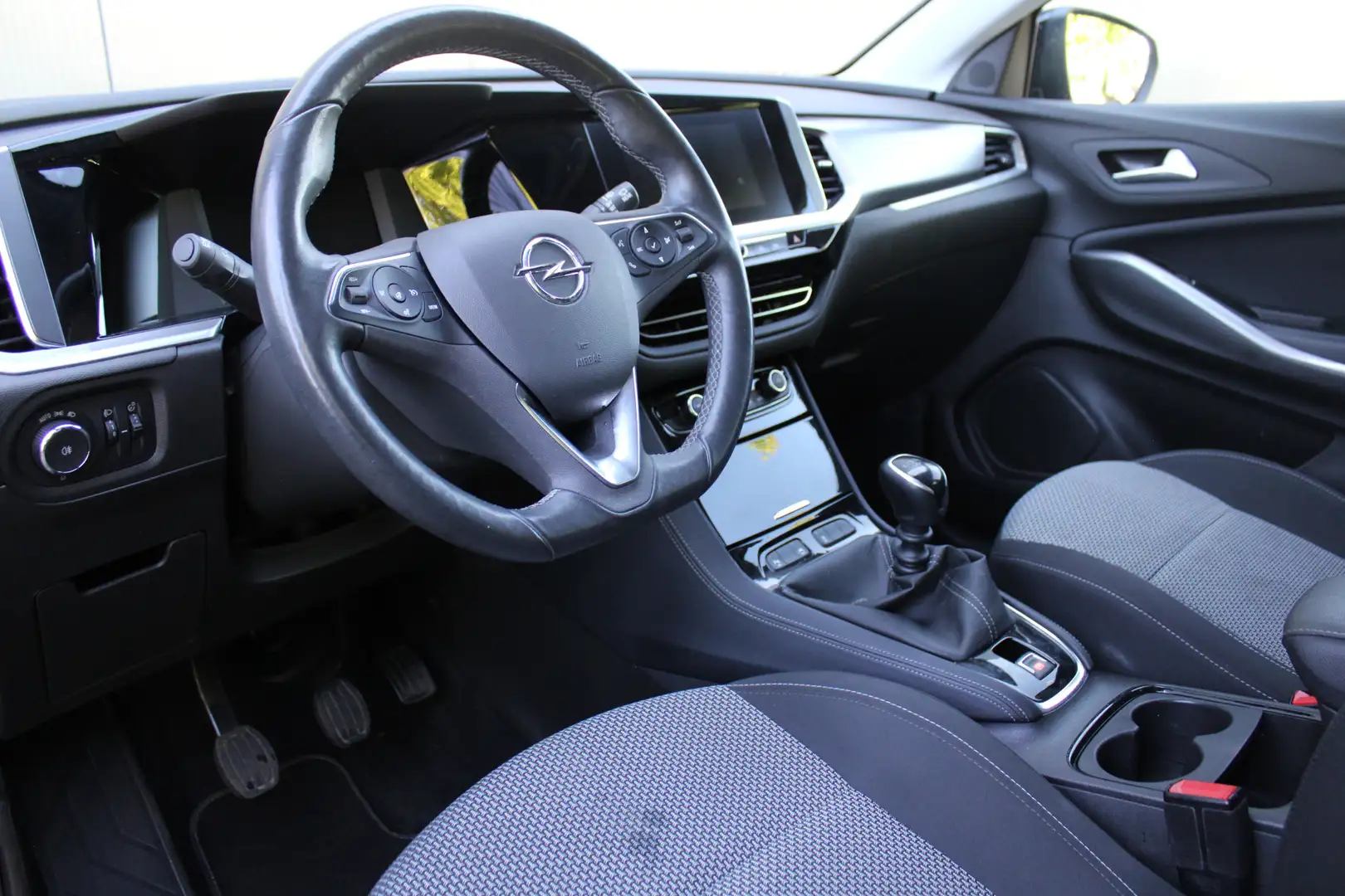 Opel Grandland 1.2 Turbo Edition Clima|Navi|LM-Velgen|Winterpakke Noir - 2