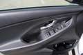 Hyundai i30 1,6 CRDi Launch Premium Zilver - thumbnail 3