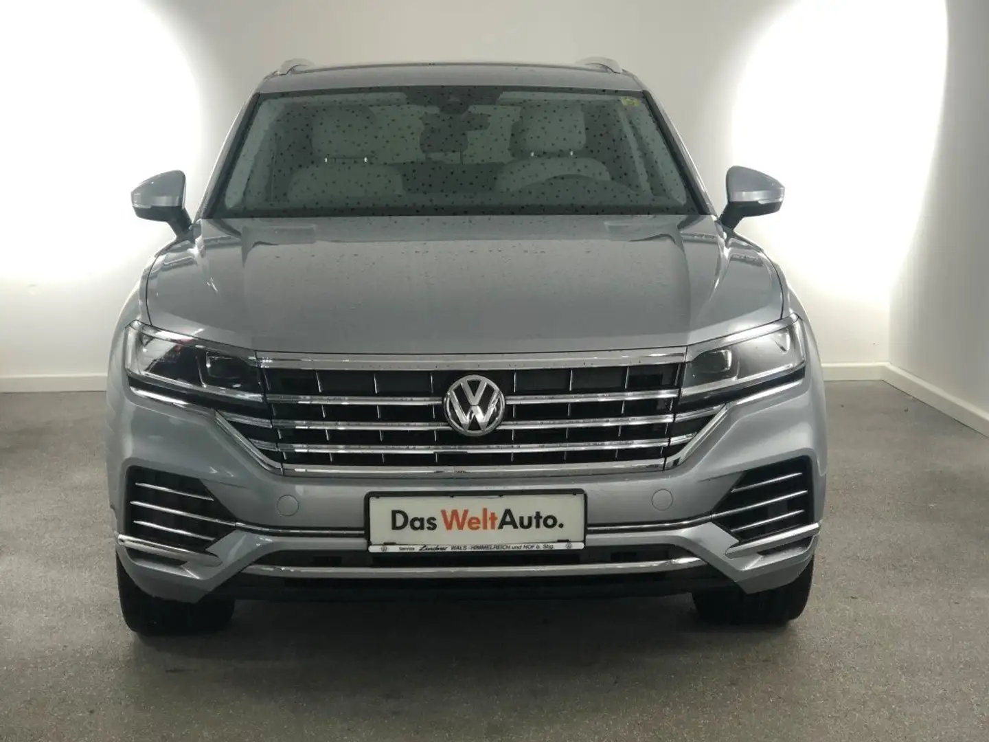 Volkswagen Touareg TDI 4MOTION, 2019 Silber - 2