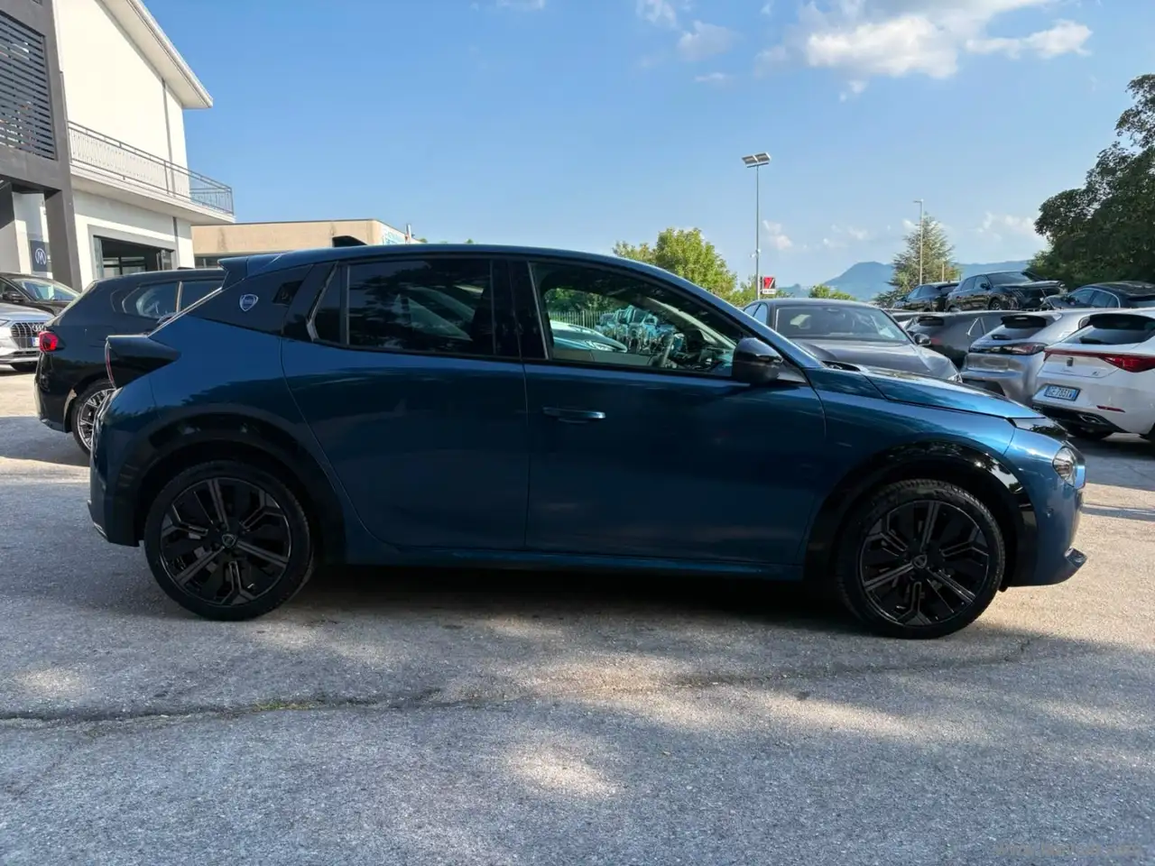 Lancia Ypsilon 2025