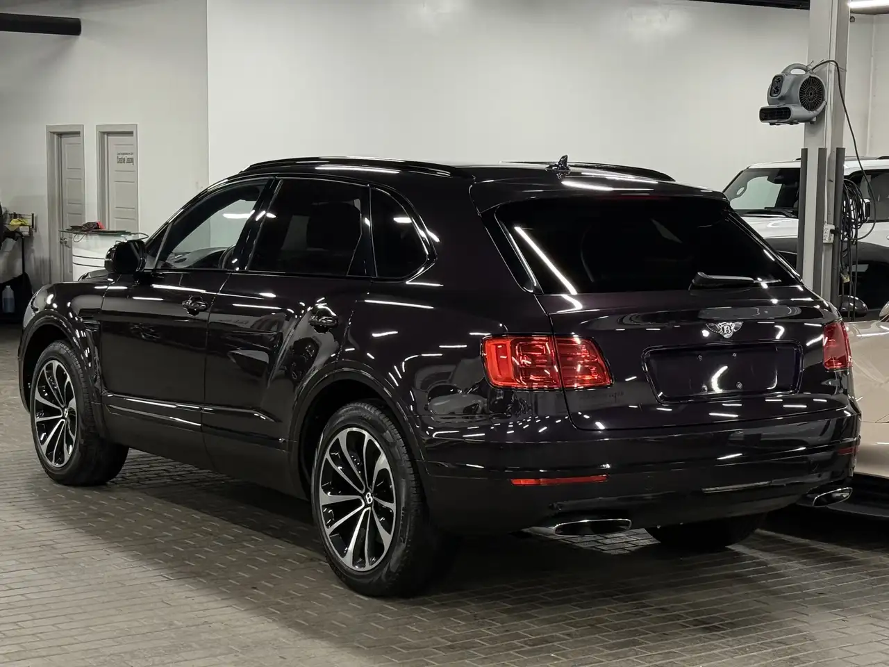 Bentley Bentayga снимка Bentley Bentayga
